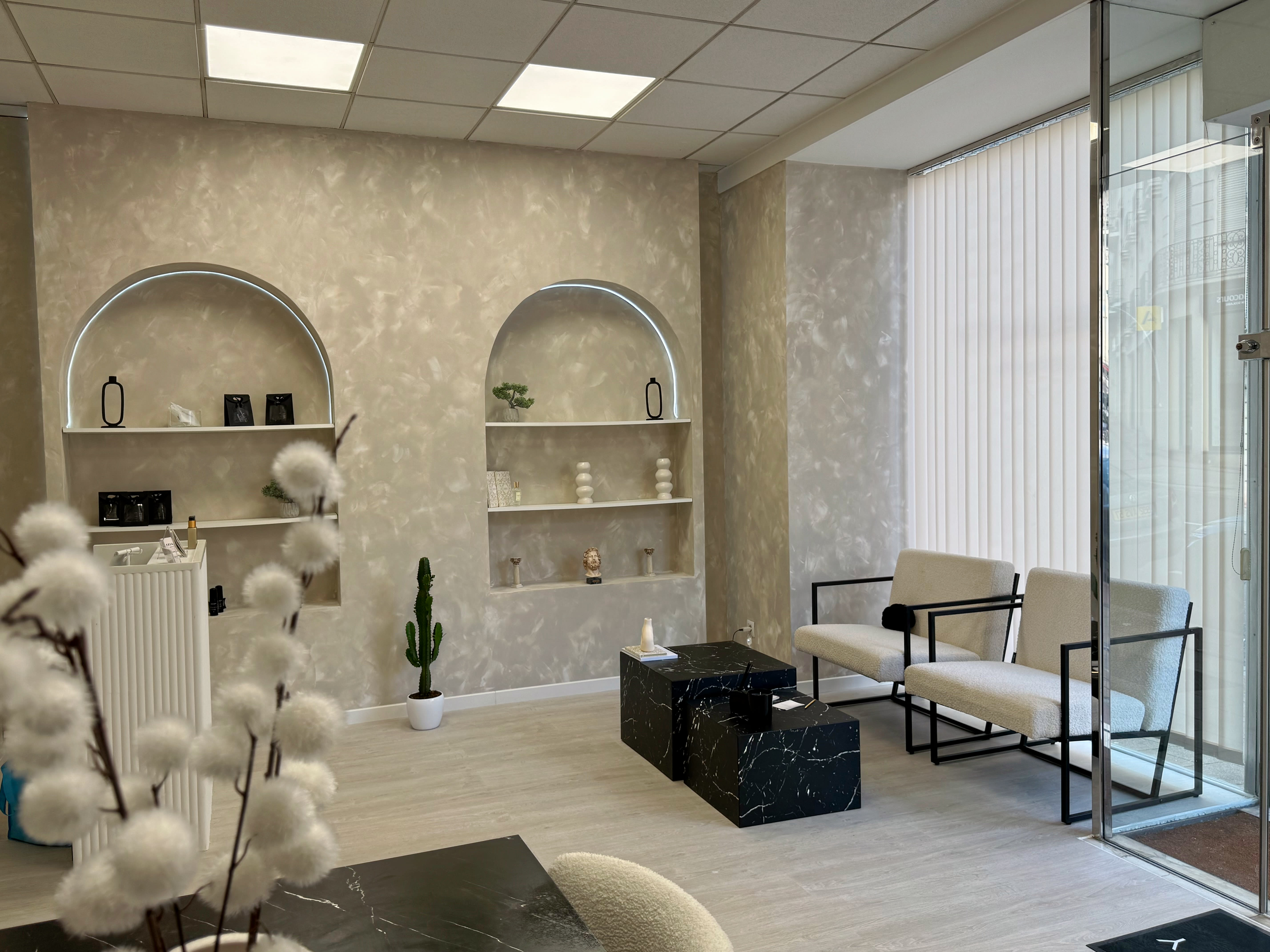 KBEAUTY - Onglerie Metz - OneBooking