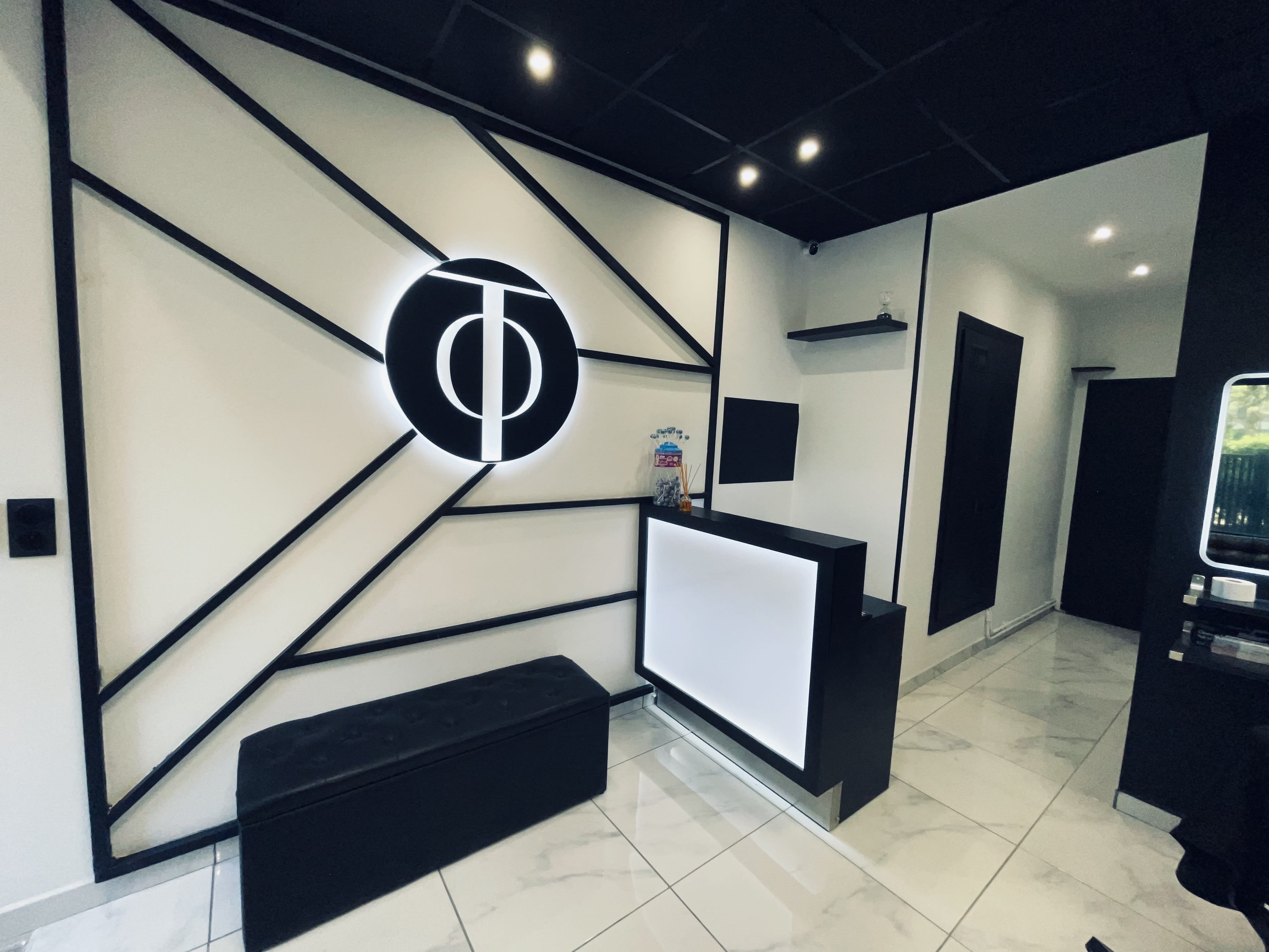 One Touch - Coiffure Toulouse - One Touch - Photo Galerie - OneBooking