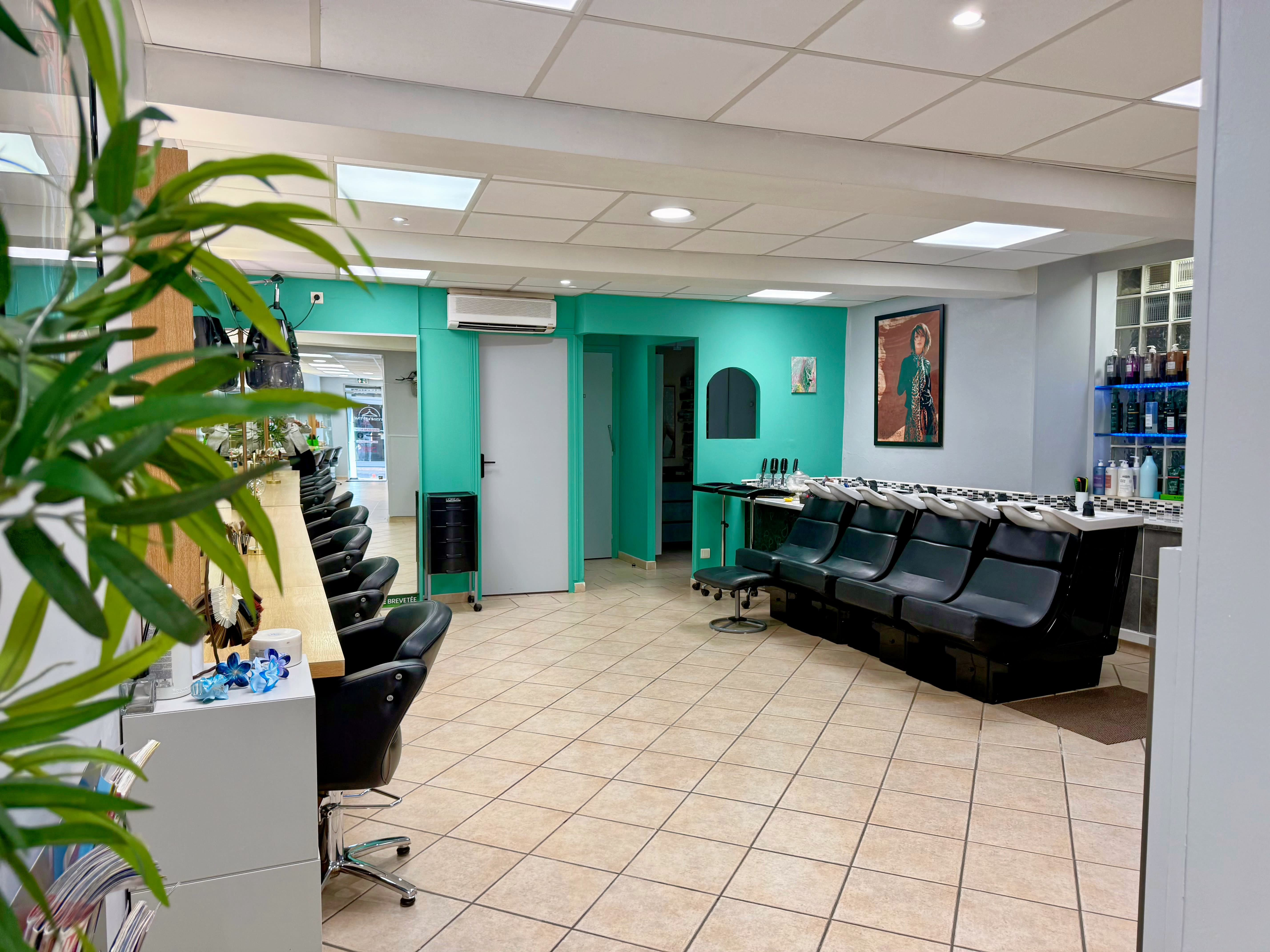 KEVA COIFFURE - Coiffure Brignoles - KEVA COIFFURE - Photo Galerie - OneBooking