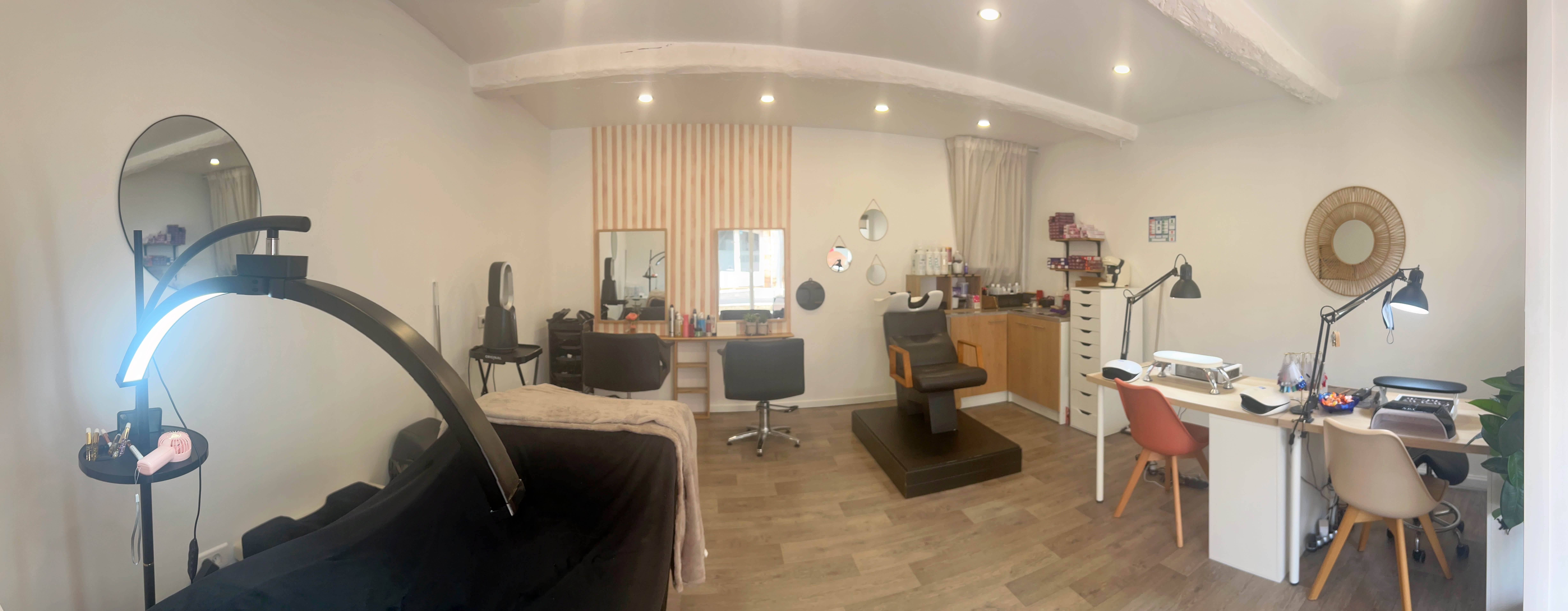 L’Atelier des Copines - Coiffure Vallauris - Photo de couverture - OneBooking