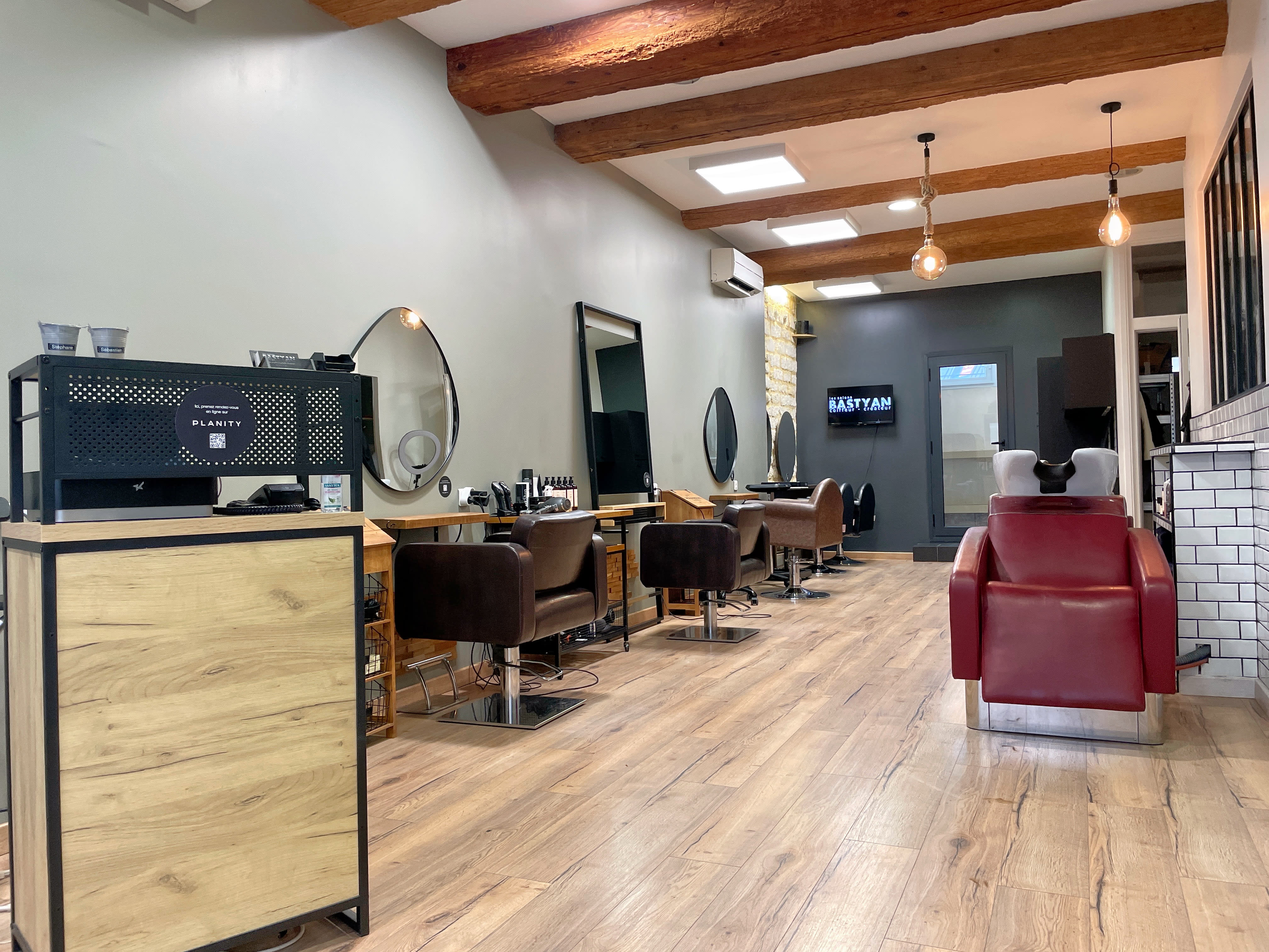 Les Salons BASTYAN - Coiffure Montpellier - Les Salons BASTYAN - Photo Galerie - OneBooking