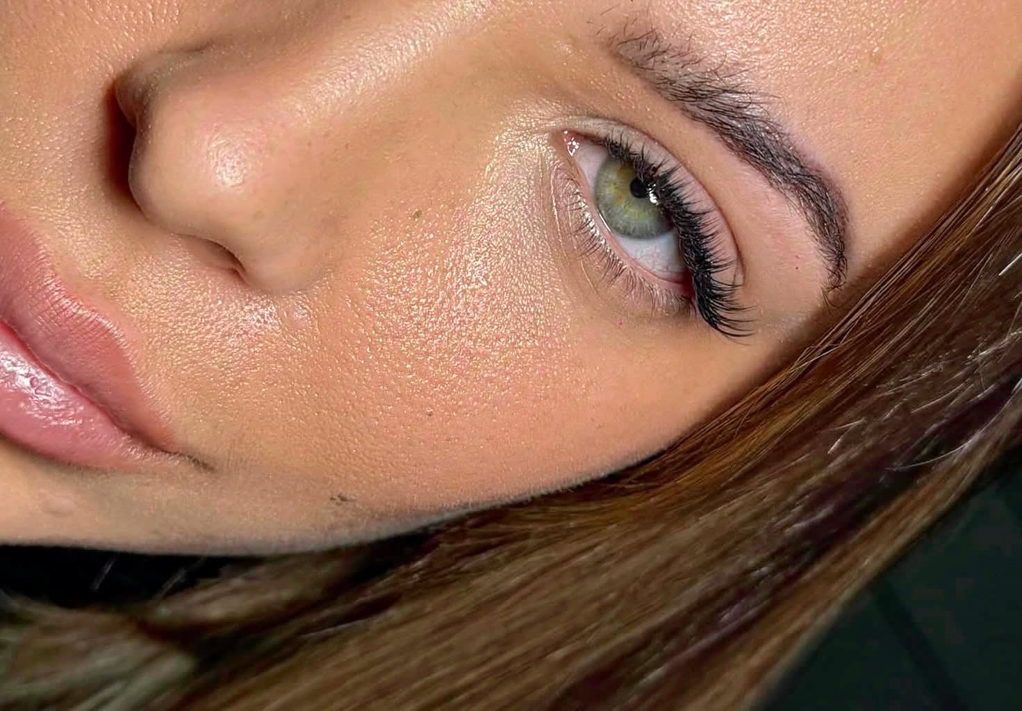 THELASHPAOLI - Maison Paoli - Sourcils & cils Nice - THELASHPAOLI - Maison Paoli - Photo Galerie - OneBooking