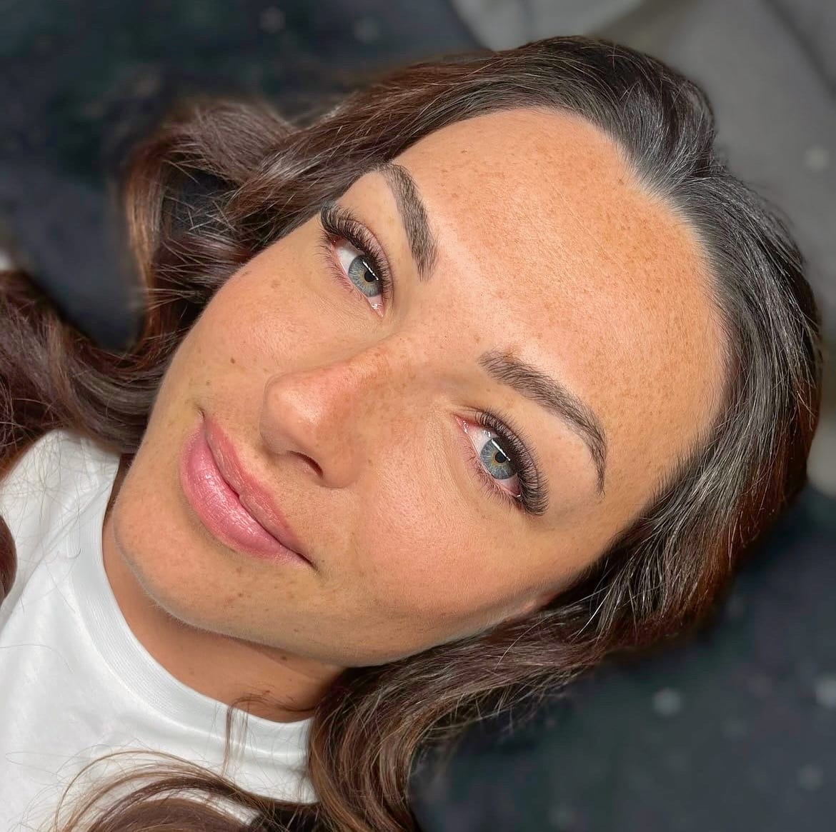 ANR beauty - Sourcils & cils Nîmes - OneBooking