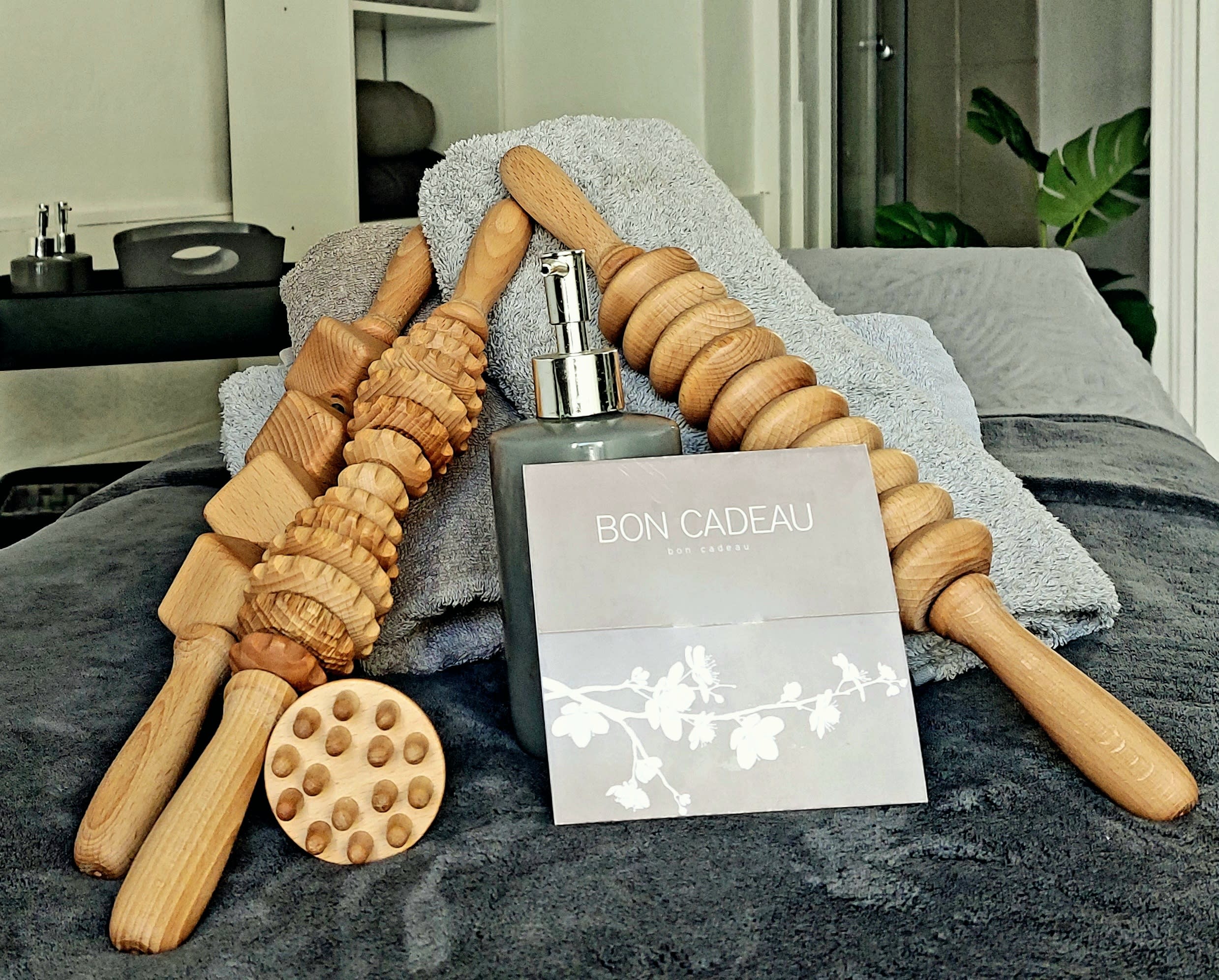 Massages Bien-être "Affleure des Sens " By CorinneA - Massage Toulon - OneBooking