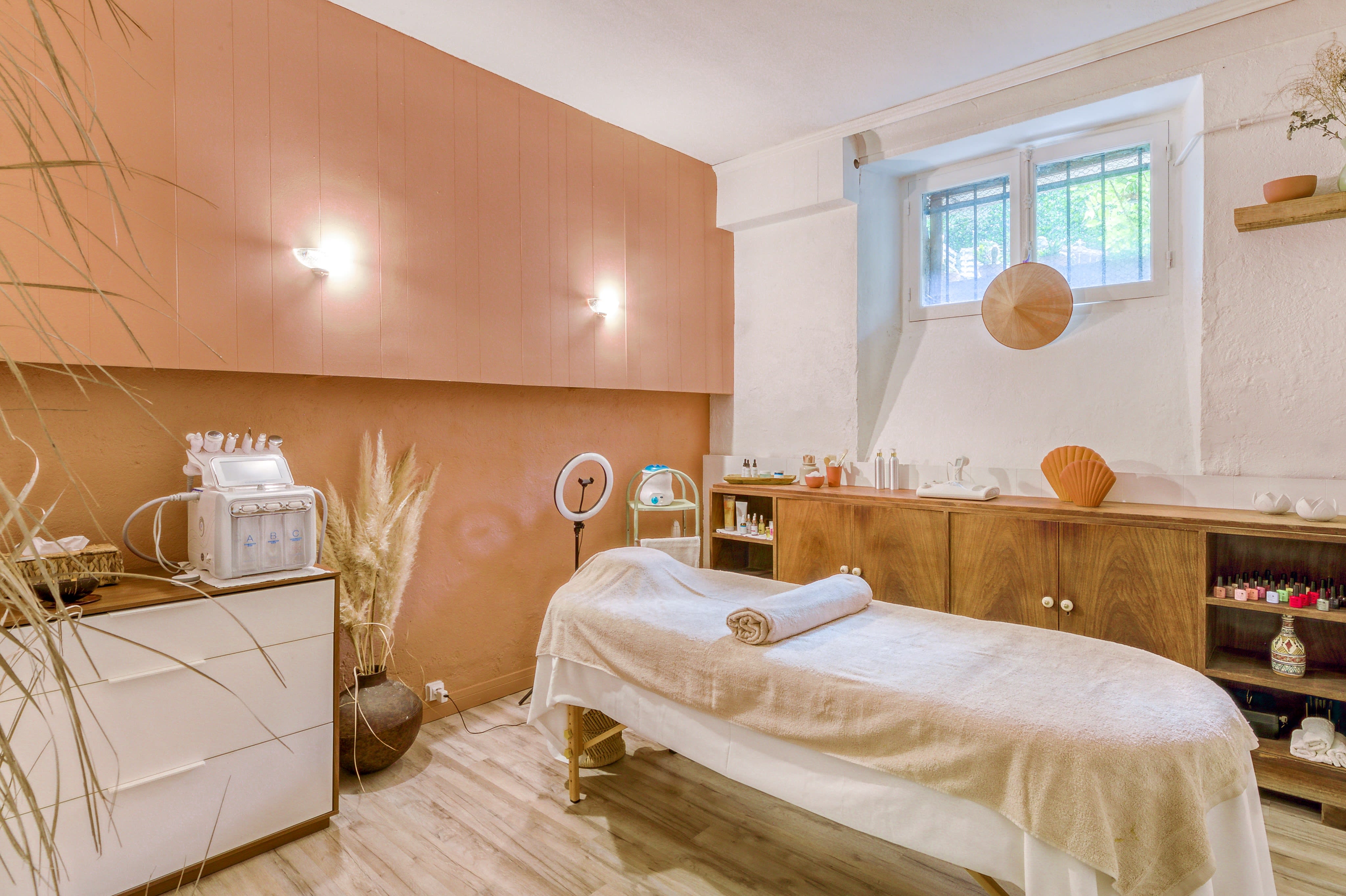 O 2 soins - Institut de beauté Cannes - O 2 soins - Photo Galerie - OneBooking