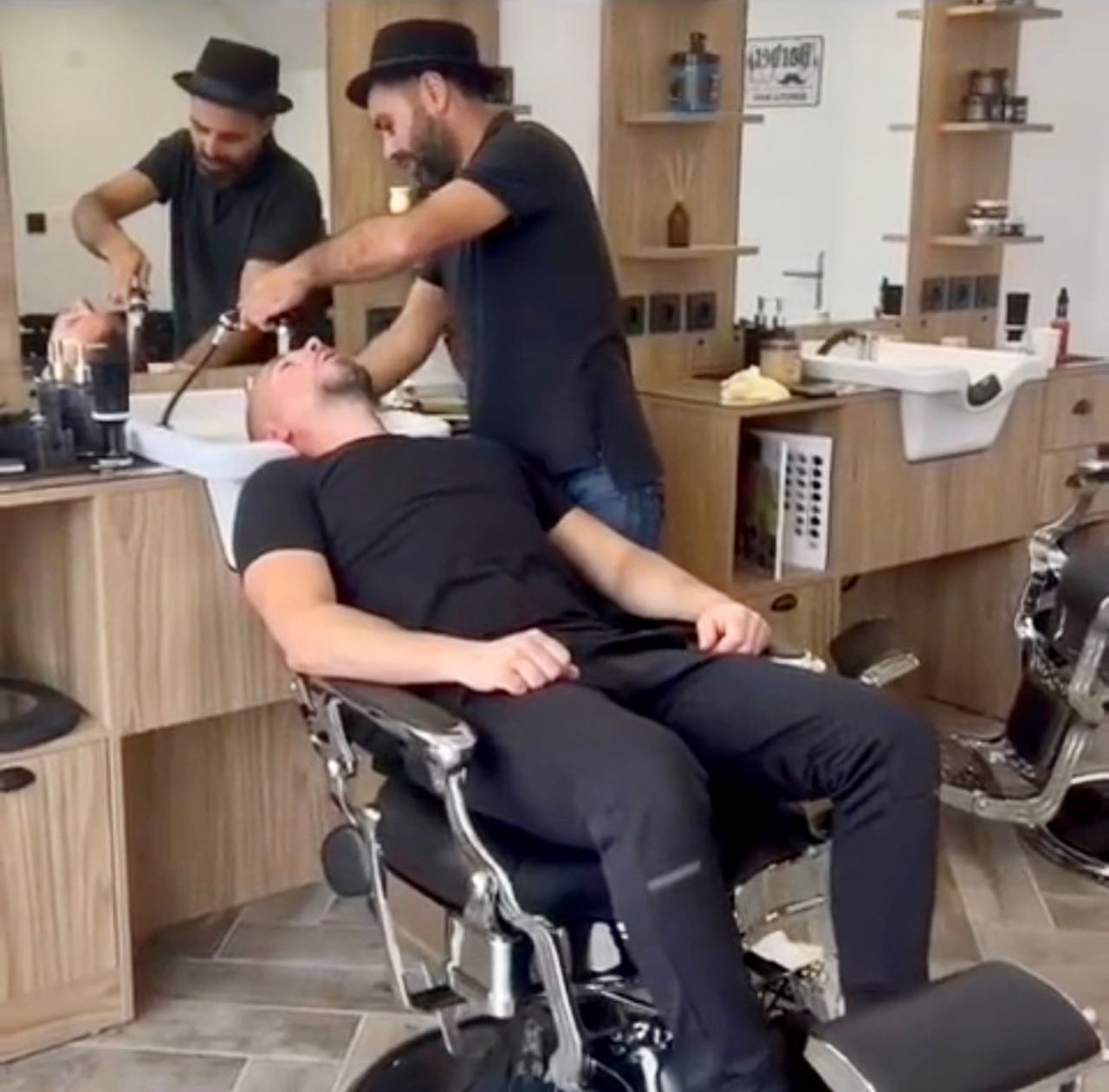 Atef Mixte Coiffure - Coiffure Vallauris - Atef Mixte Coiffure - Photo Galerie - OneBooking