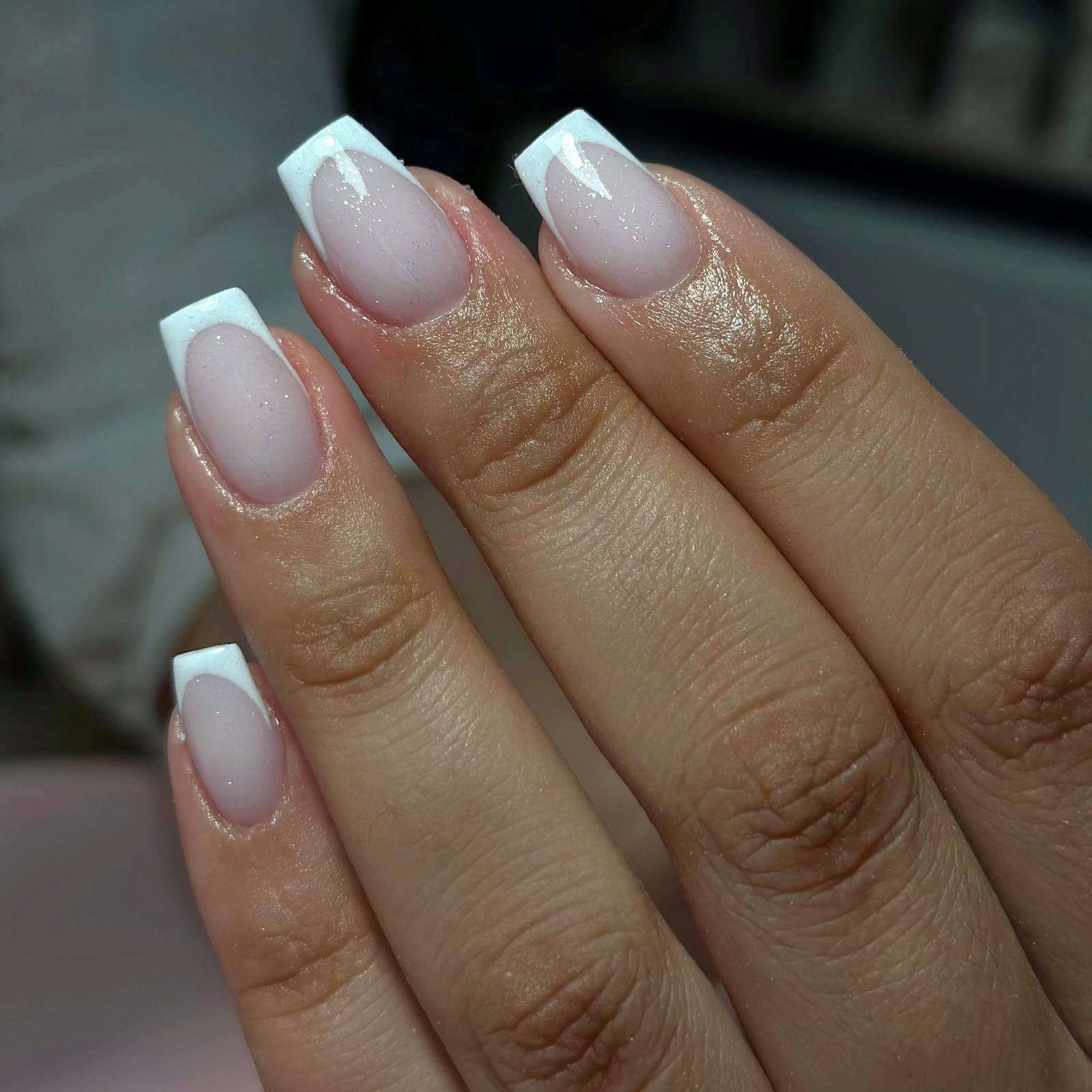 Layouni Beauty Artist - Institut de beauté Cannes - Layouni Beauty Artist - Photo Galerie - OneBooking