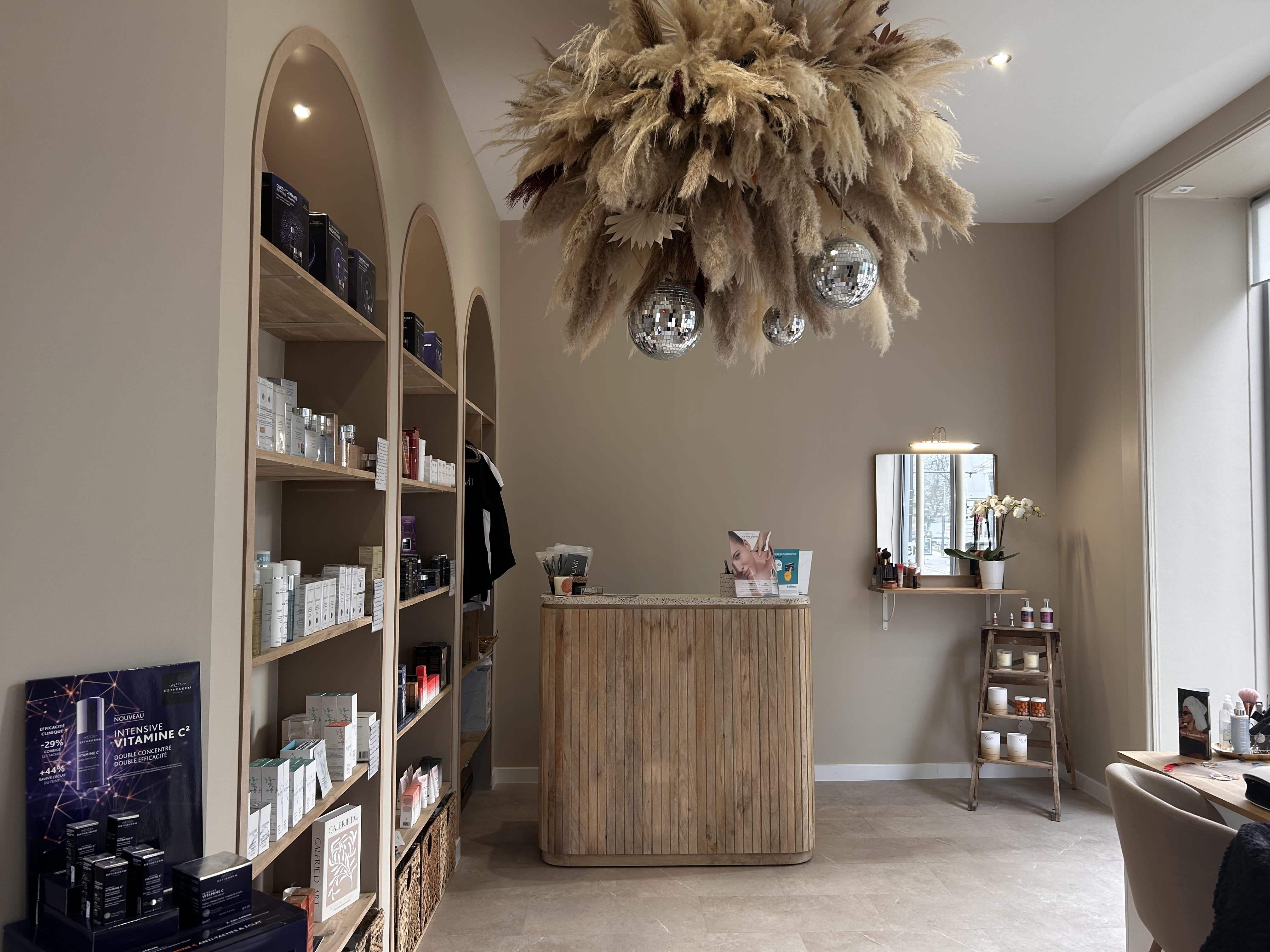 Maison de la Beauté Julie B
