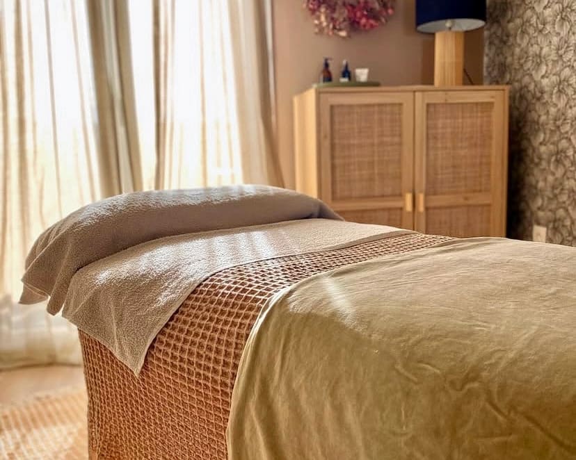Maison Lycka - Massage pré & post natal, Facialiste, Drainage Lympathique, Kobido, Madéro - Massage Rennes - OneBooking