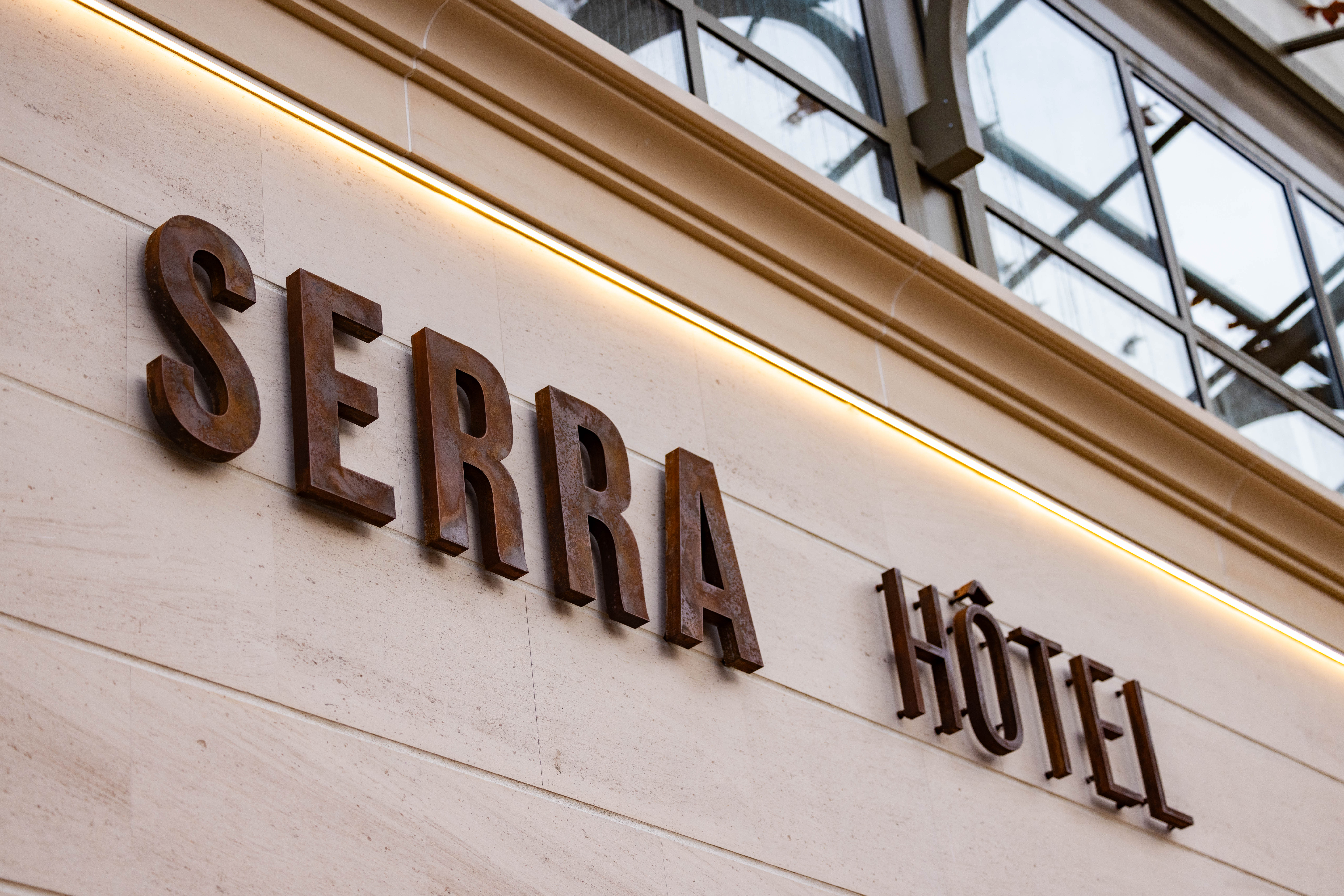 Hotel Serra - Hannah Ka III - Institut de beauté Agen - Photo de couverture - OneBooking