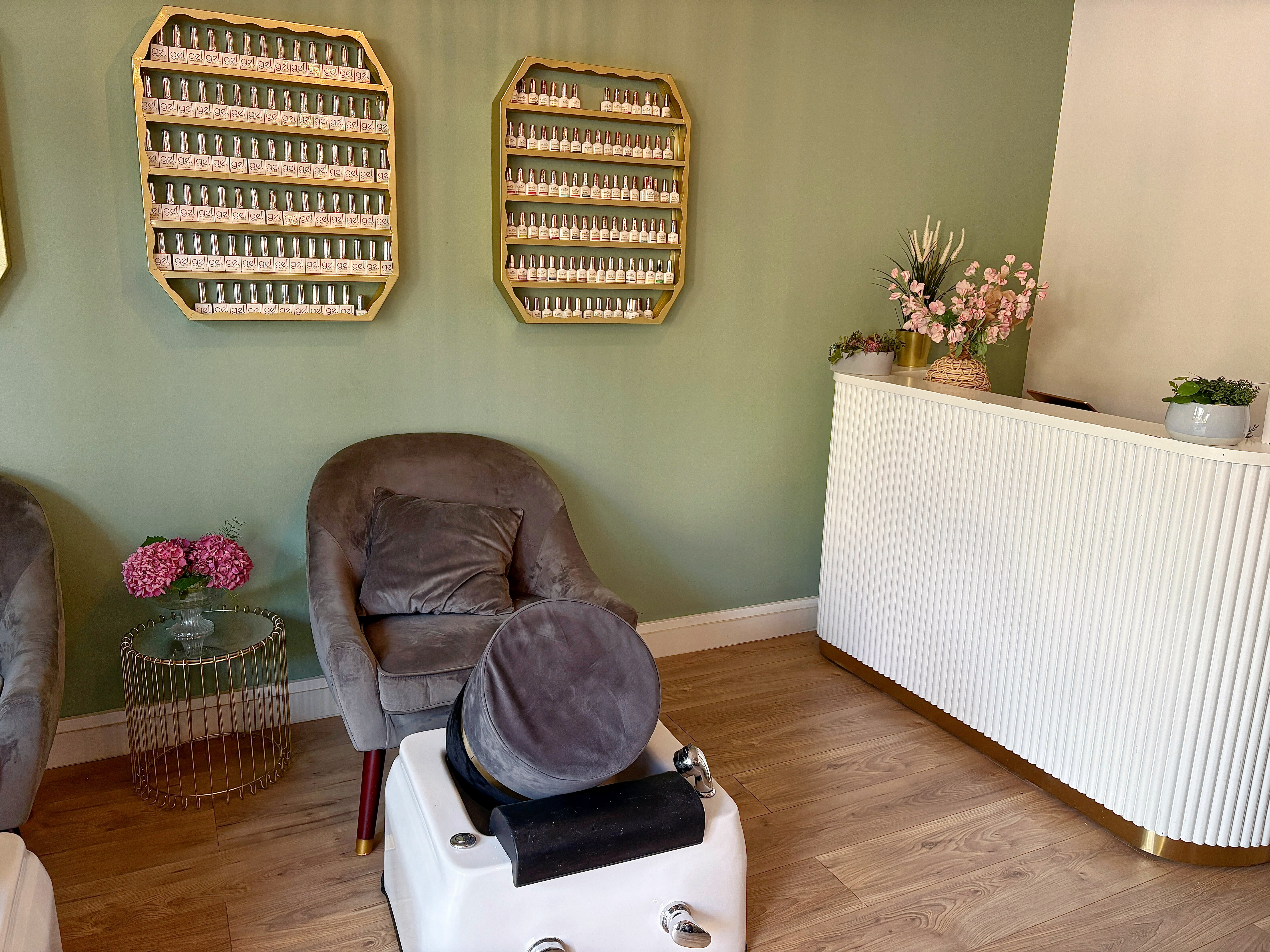 Meli’Nails - Institut de beauté Nantes - Photo de couverture - OneBooking