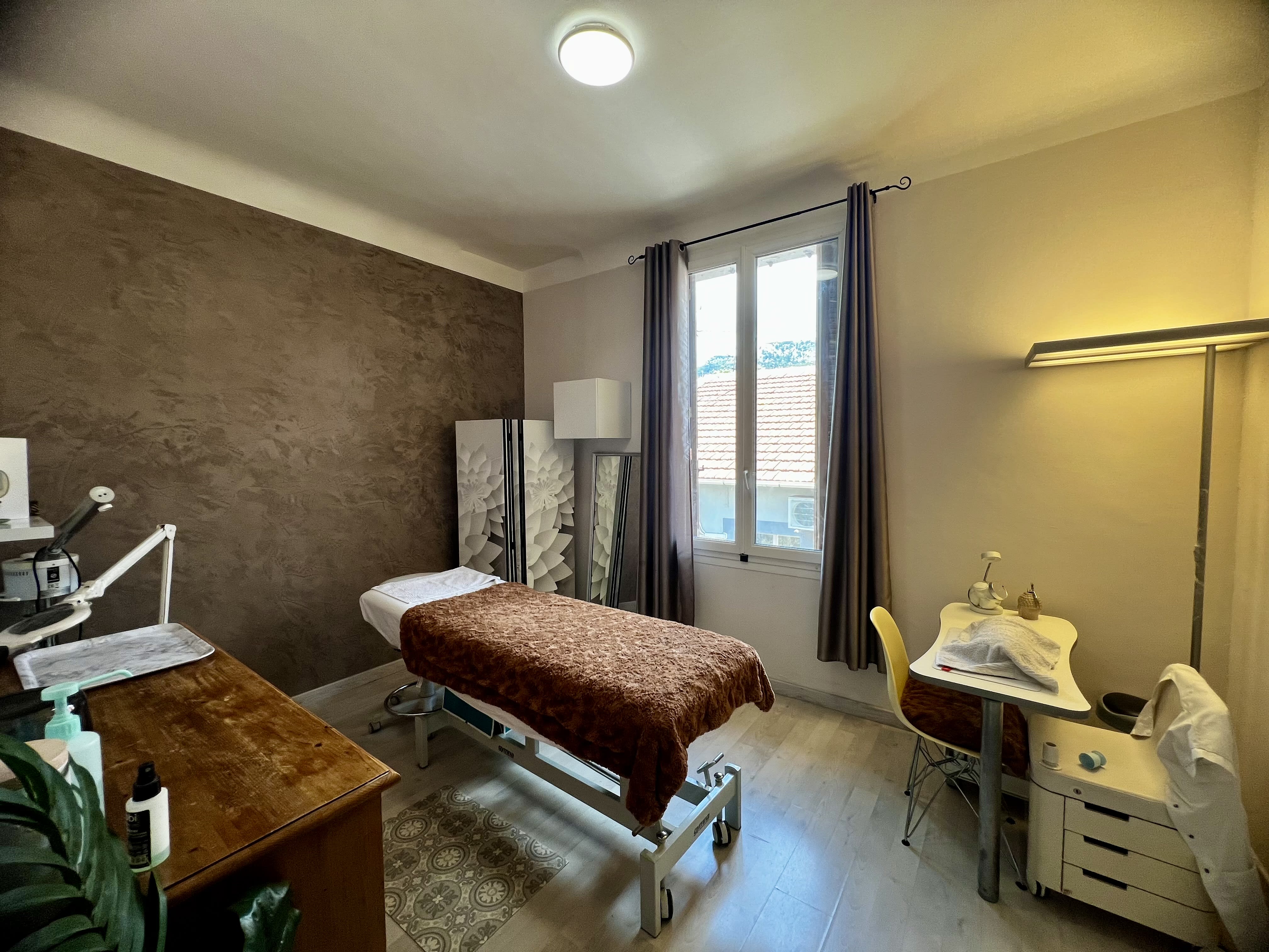 Jade Or Beauté - Institut de beauté Toulon - OneBooking