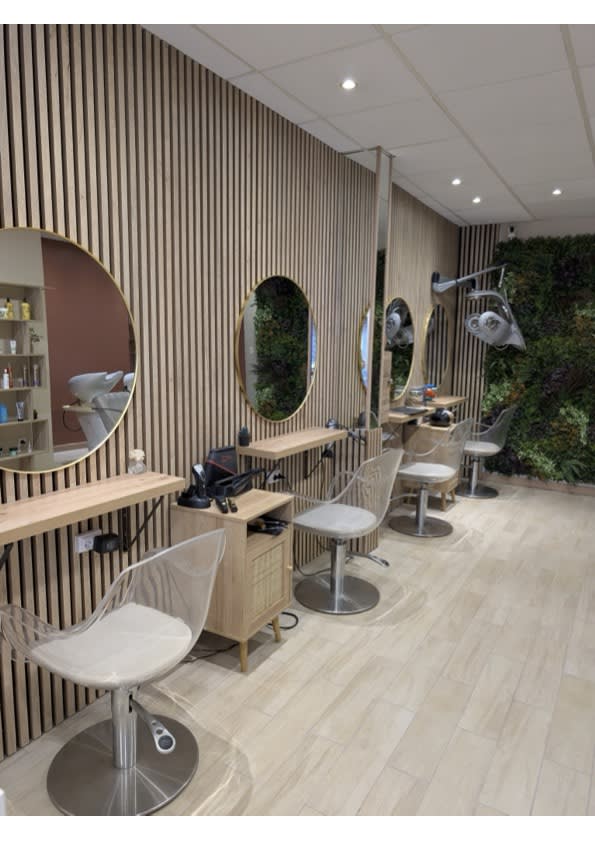Coté Salon - Le Mourillon - Coiffure Toulon - OneBooking
