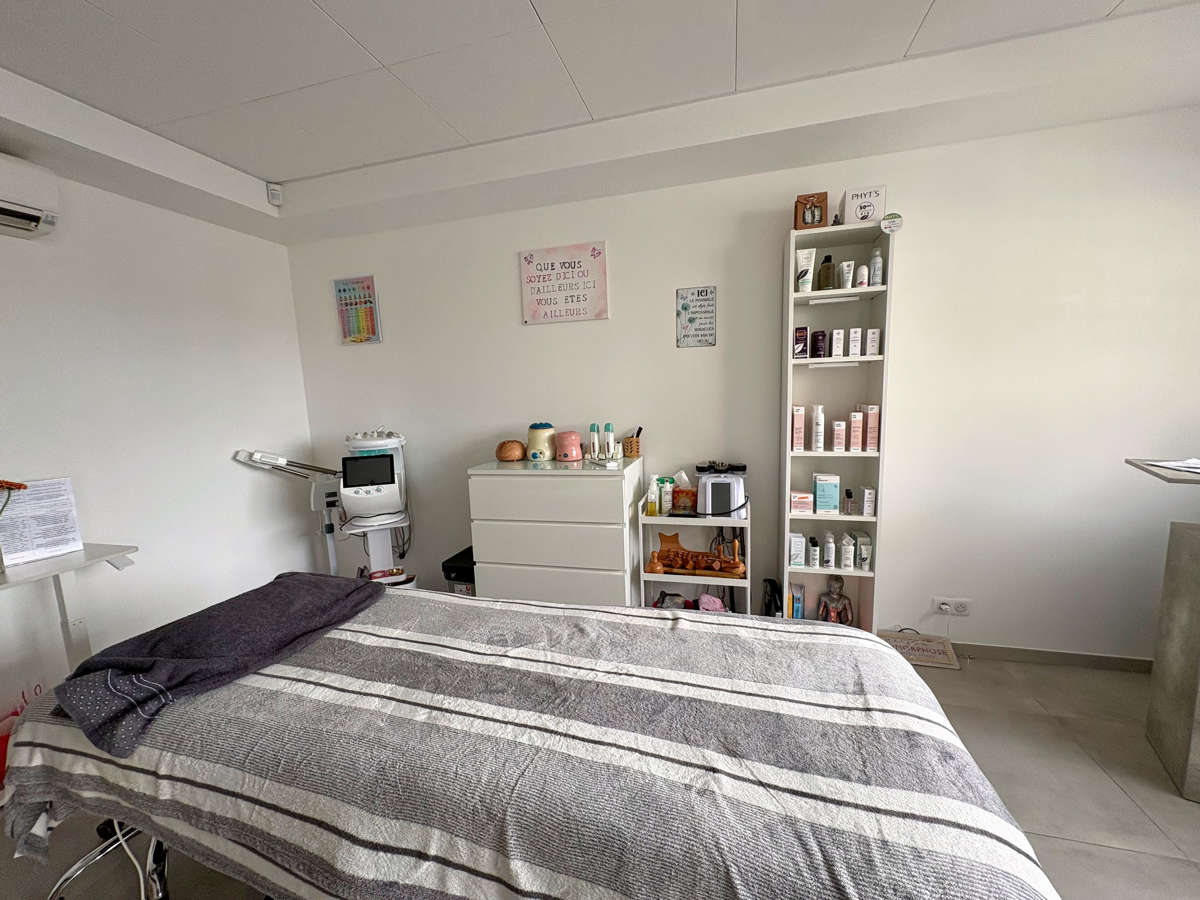 Maison Métamorphose - Sourcils & cils Nice - Maison Métamorphose - Photo Galerie - OneBooking