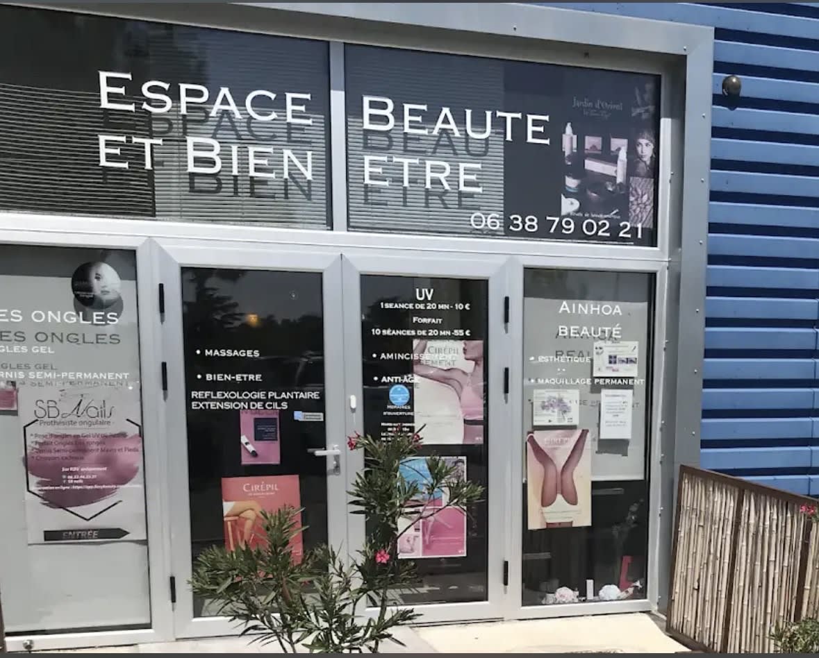 Lena Nails Beauté - Espace Beauté et Bien Être - Institut de beauté Nîmes - OneBooking