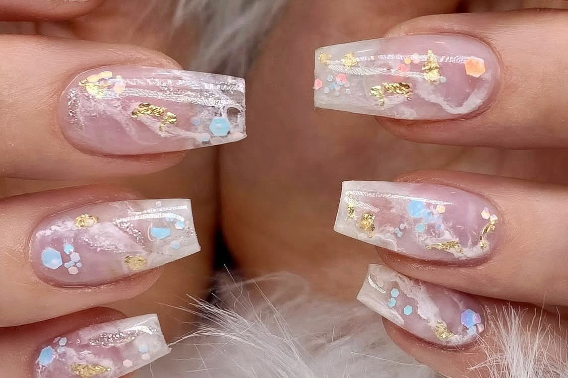 Queen Nails - Sourcils & cils Nice - Queen Nails - Photo Galerie - OneBooking