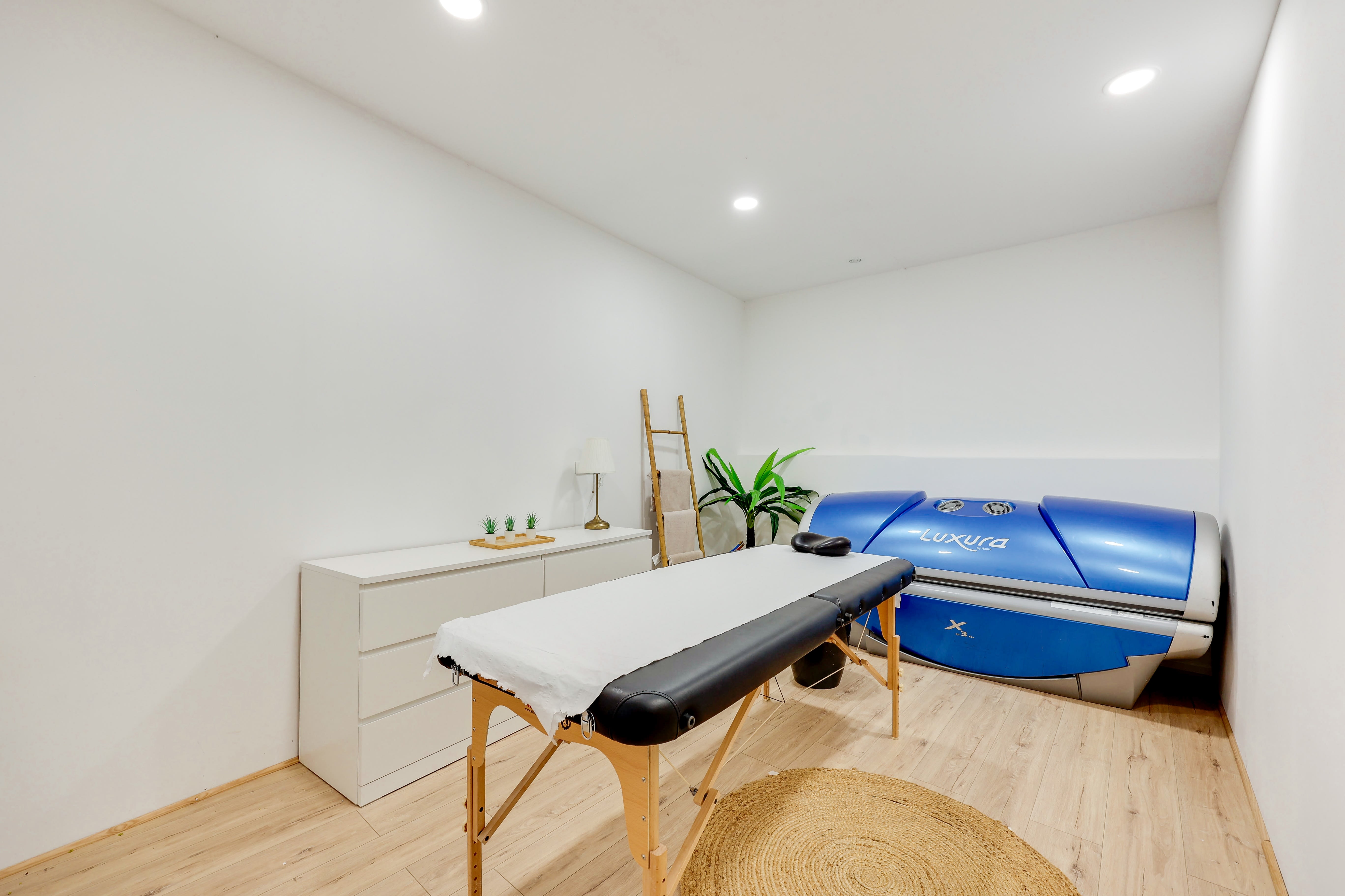 Nesrine L’atelier - Institut de beauté Béziers - Nesrine L’atelier - Photo Galerie - OneBooking