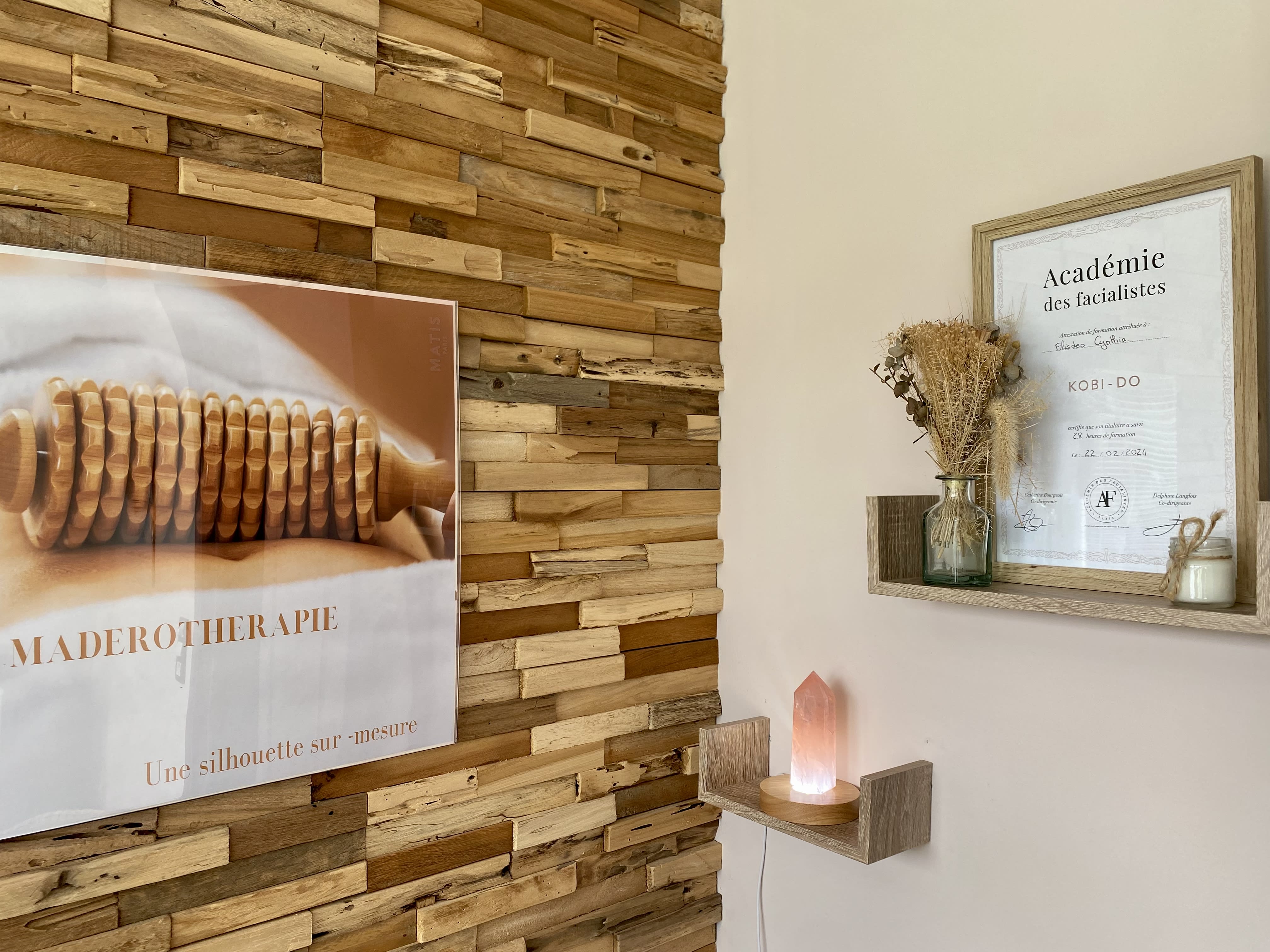 MAISON FACIEM (Cynthia) - Institut de beauté Antibes - MAISON FACIEM (Cynthia) - Photo Galerie - OneBooking