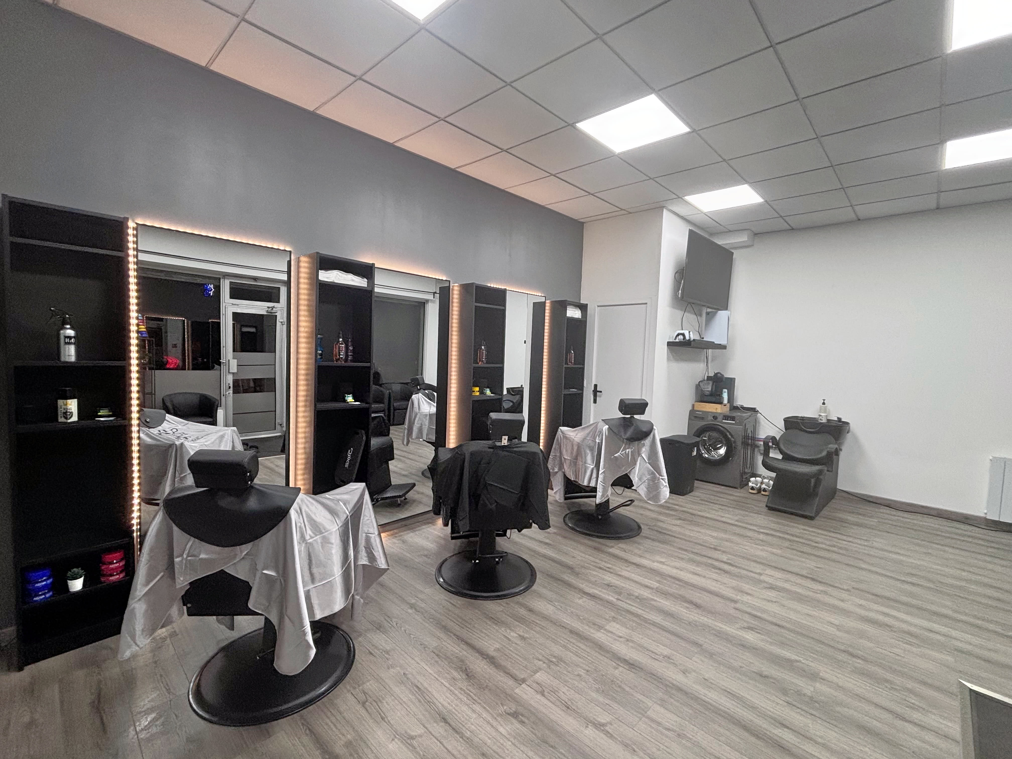 J&N BARBER STREET