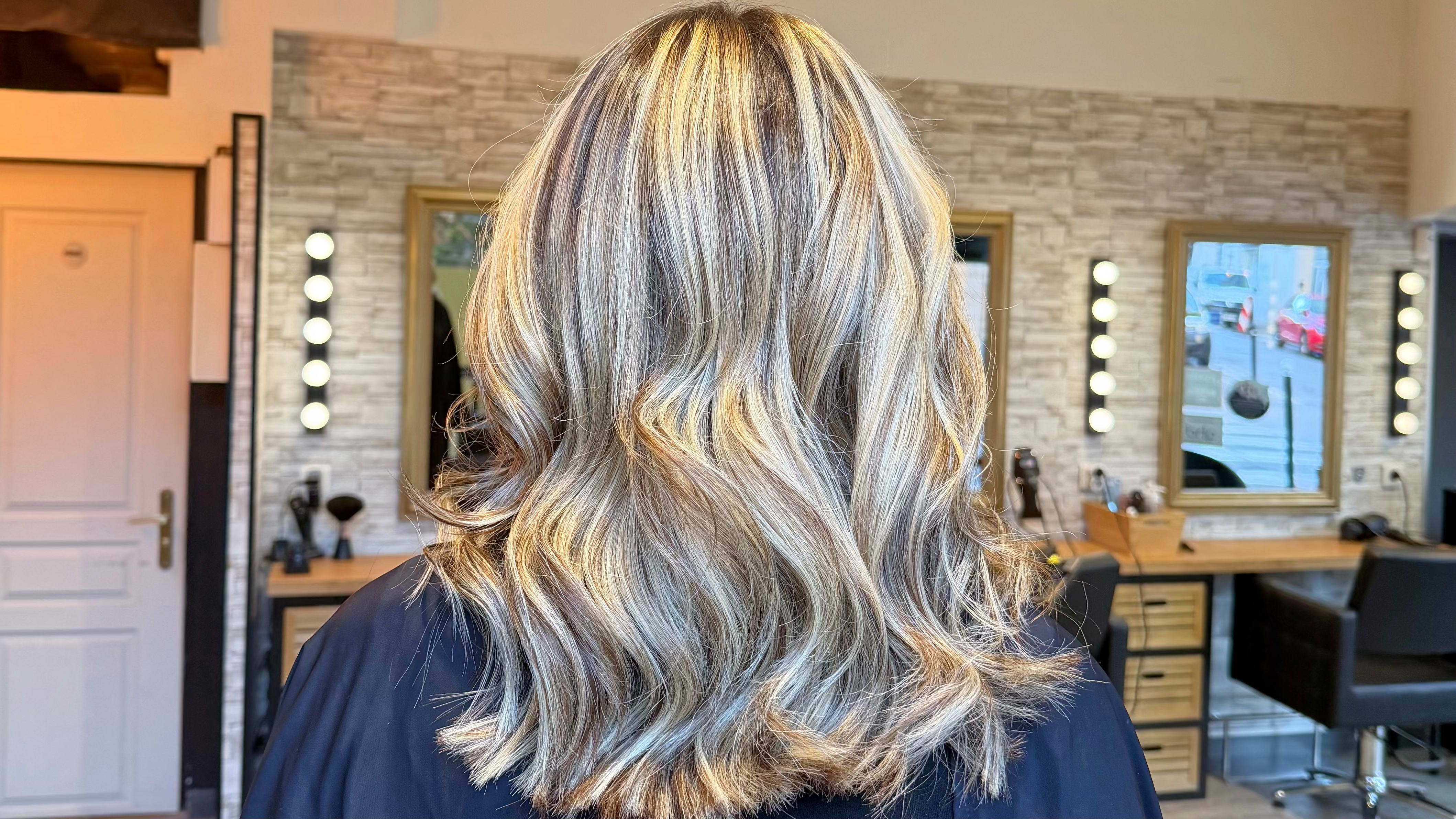 TCS Hair - Coiffure Hyères - TCS Hair - Photo Galerie - OneBooking