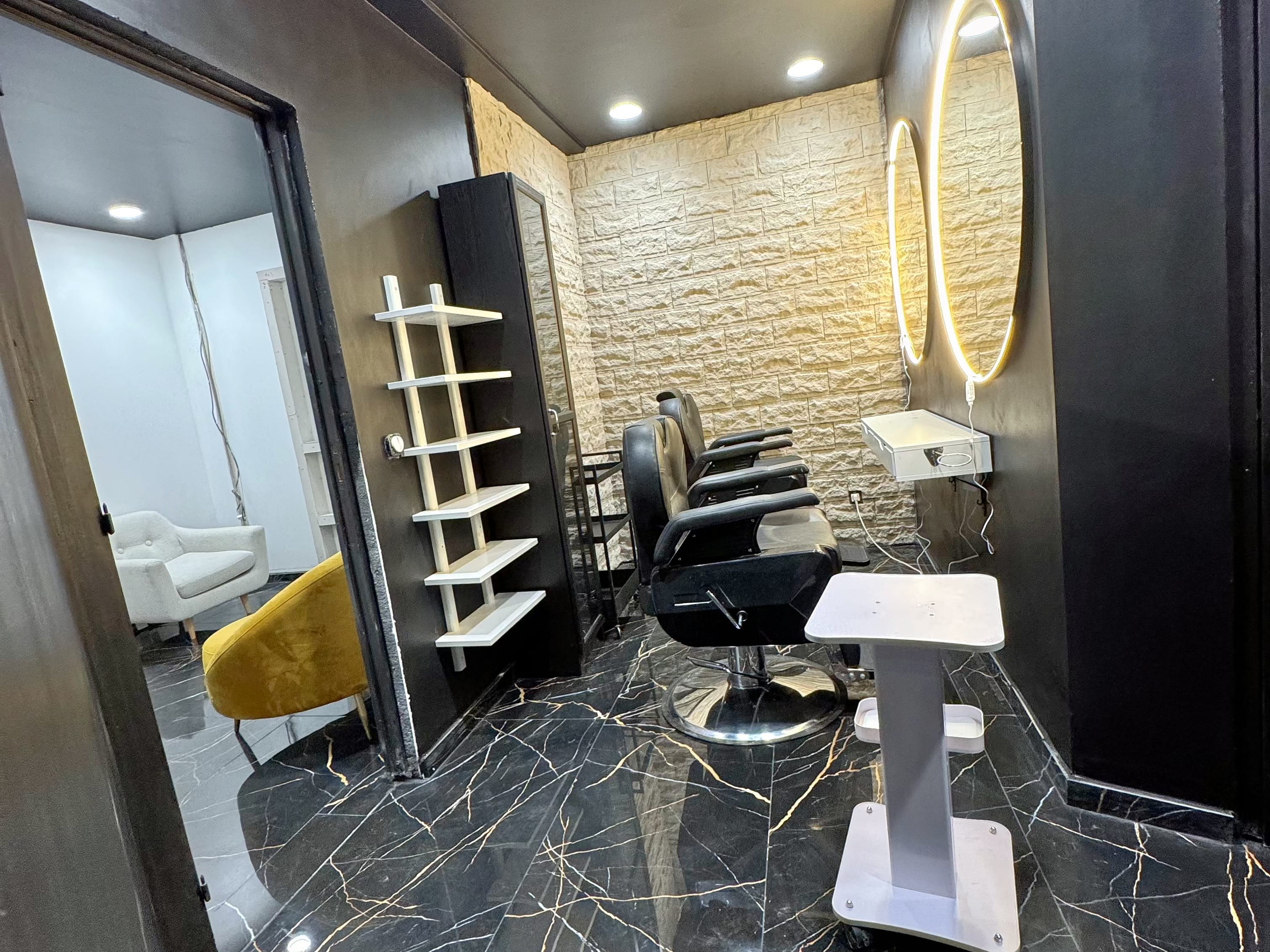 NMR coiffure - Coiffure Nice - Photo de couverture - OneBooking