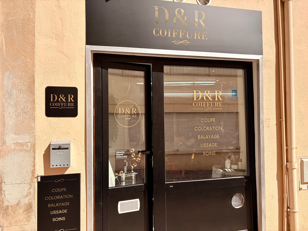 D&R - Coiffure Cannes - Photo de couverture - OneBooking