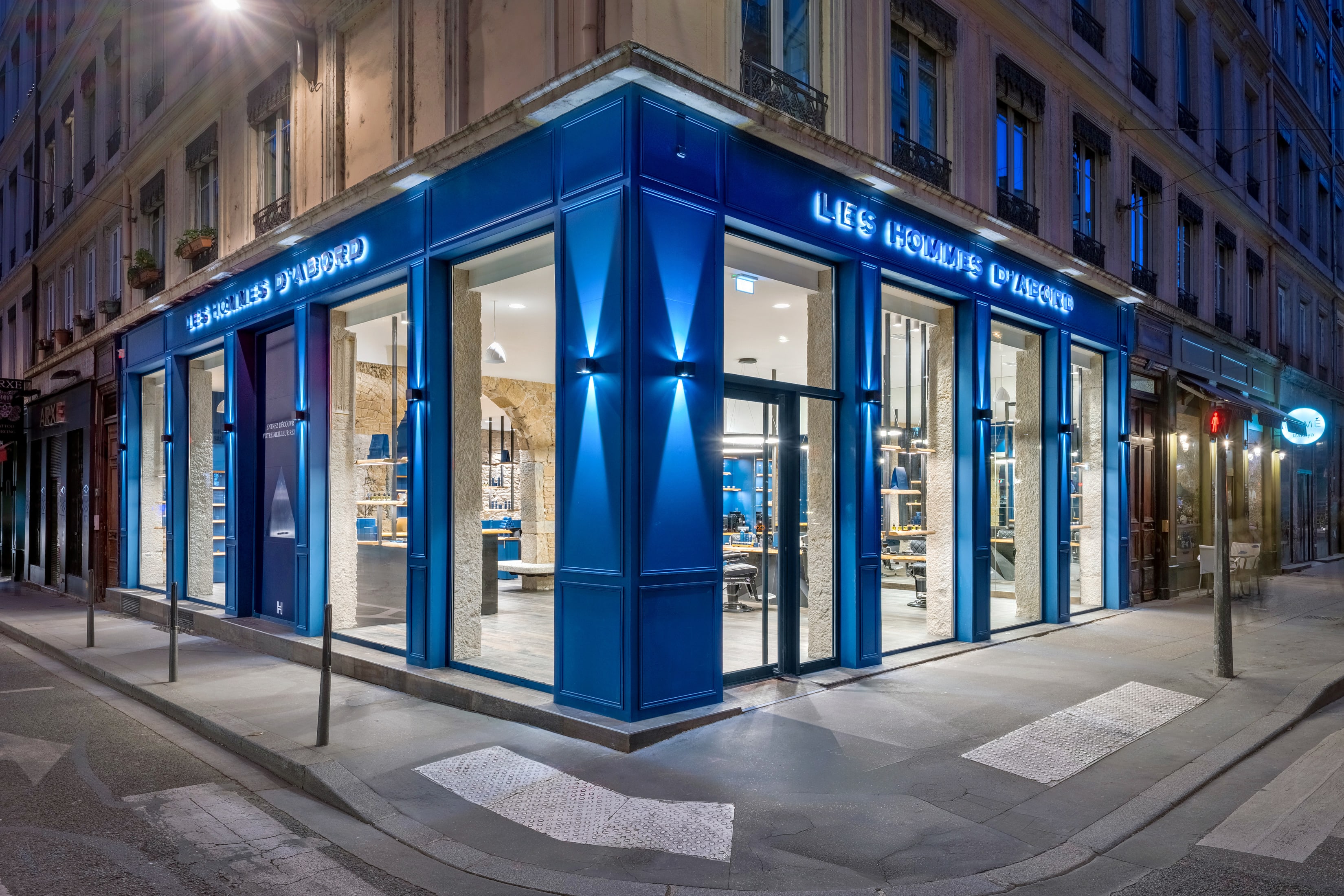 Les Hommes D'Abord - Hôtel de Ville - Coiffure Lyon - OneBooking