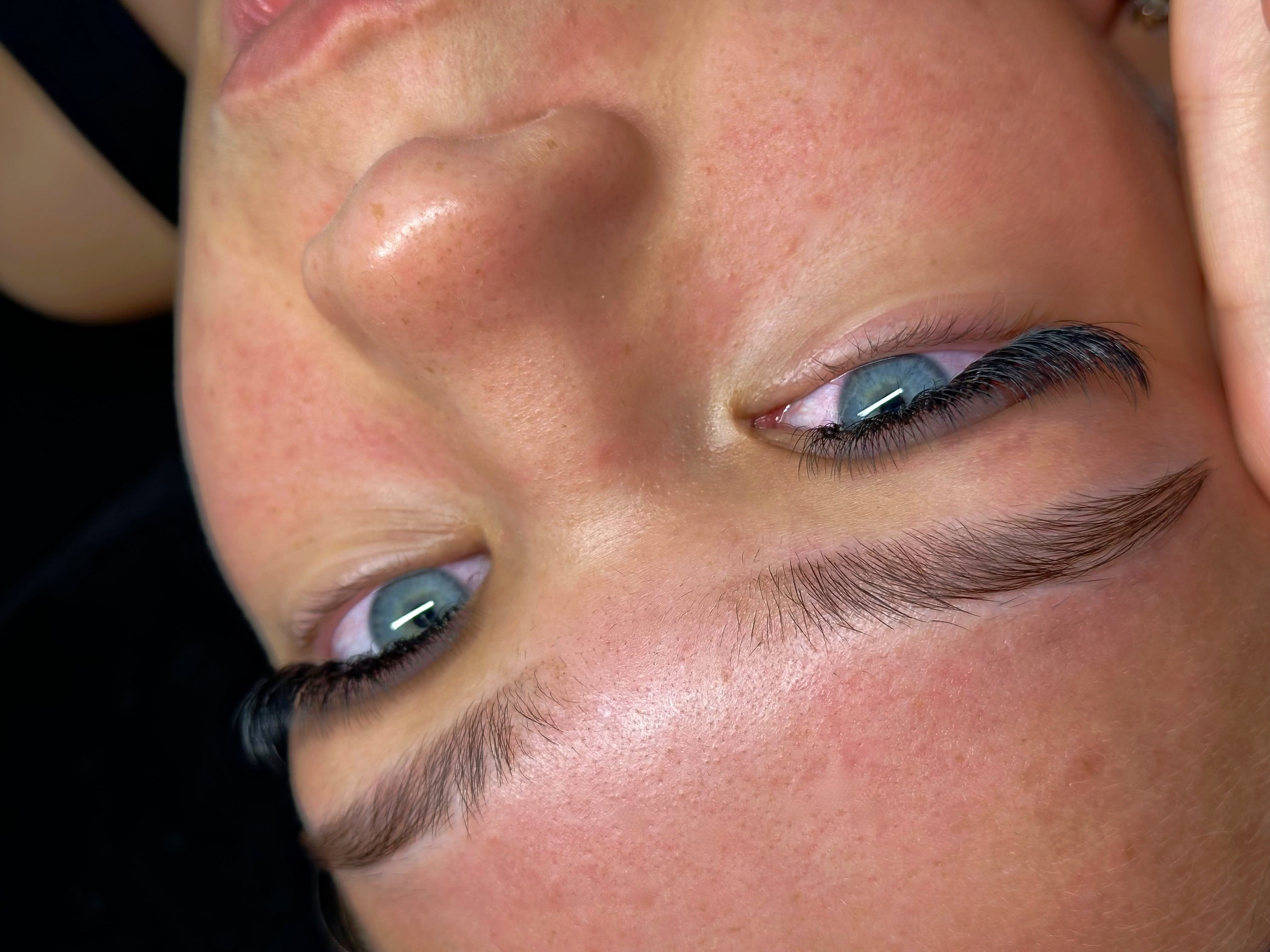 Riviera Eyes - Sourcils & cils Nice - Riviera Eyes - Photo Galerie - OneBooking