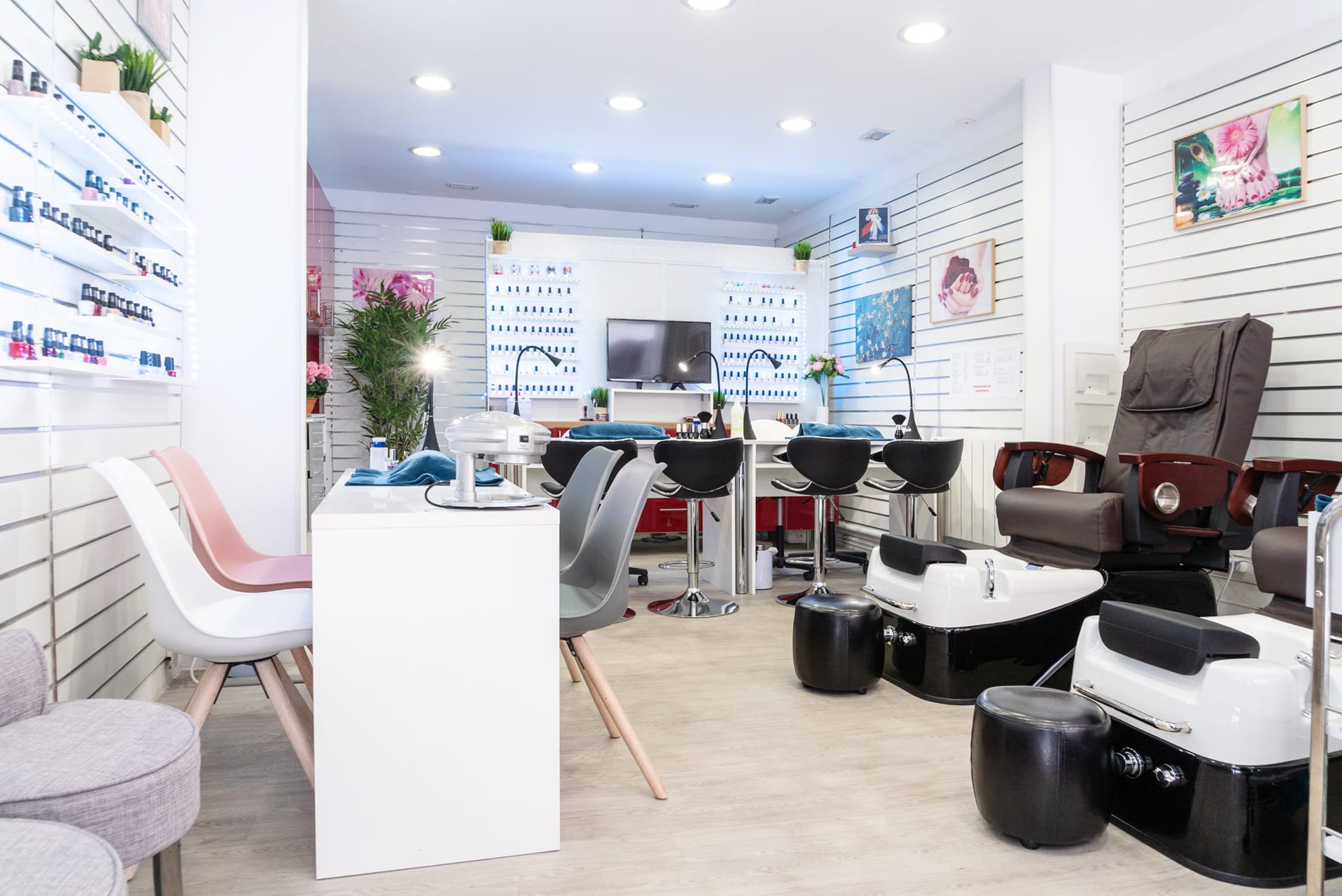 G&H Nails Nazareth - Onglerie Paris - OneBooking