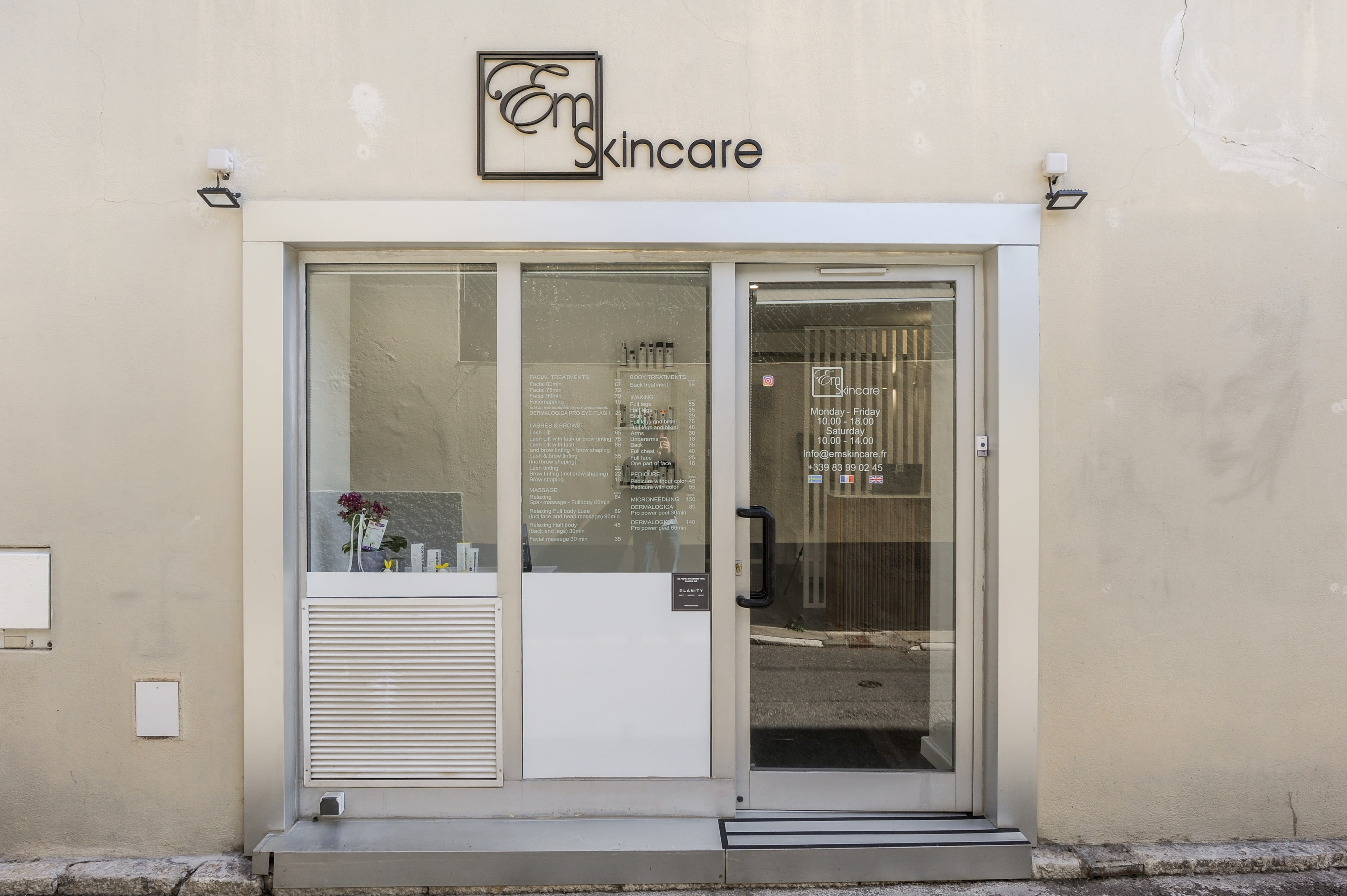 Emskincare - Institut de beauté Antibes - Emskincare - Photo Galerie - OneBooking