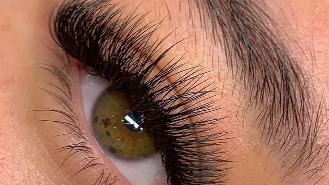 Extensions de cils by arbia secret - Institut de beauté Agen - Photo de couverture - OneBooking