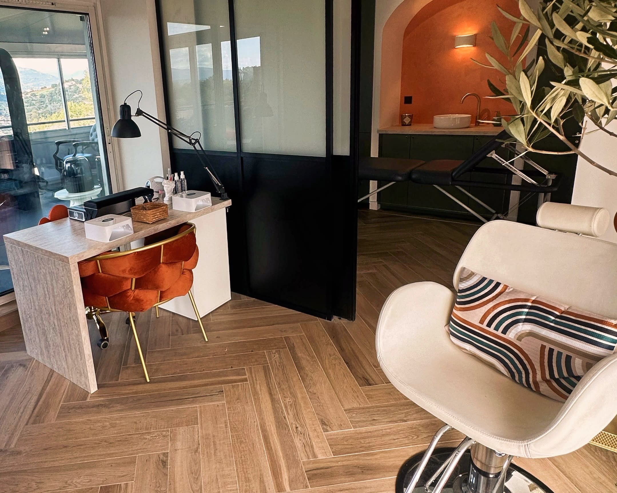 Amore - Coiffure Nice - Photo de couverture - OneBooking