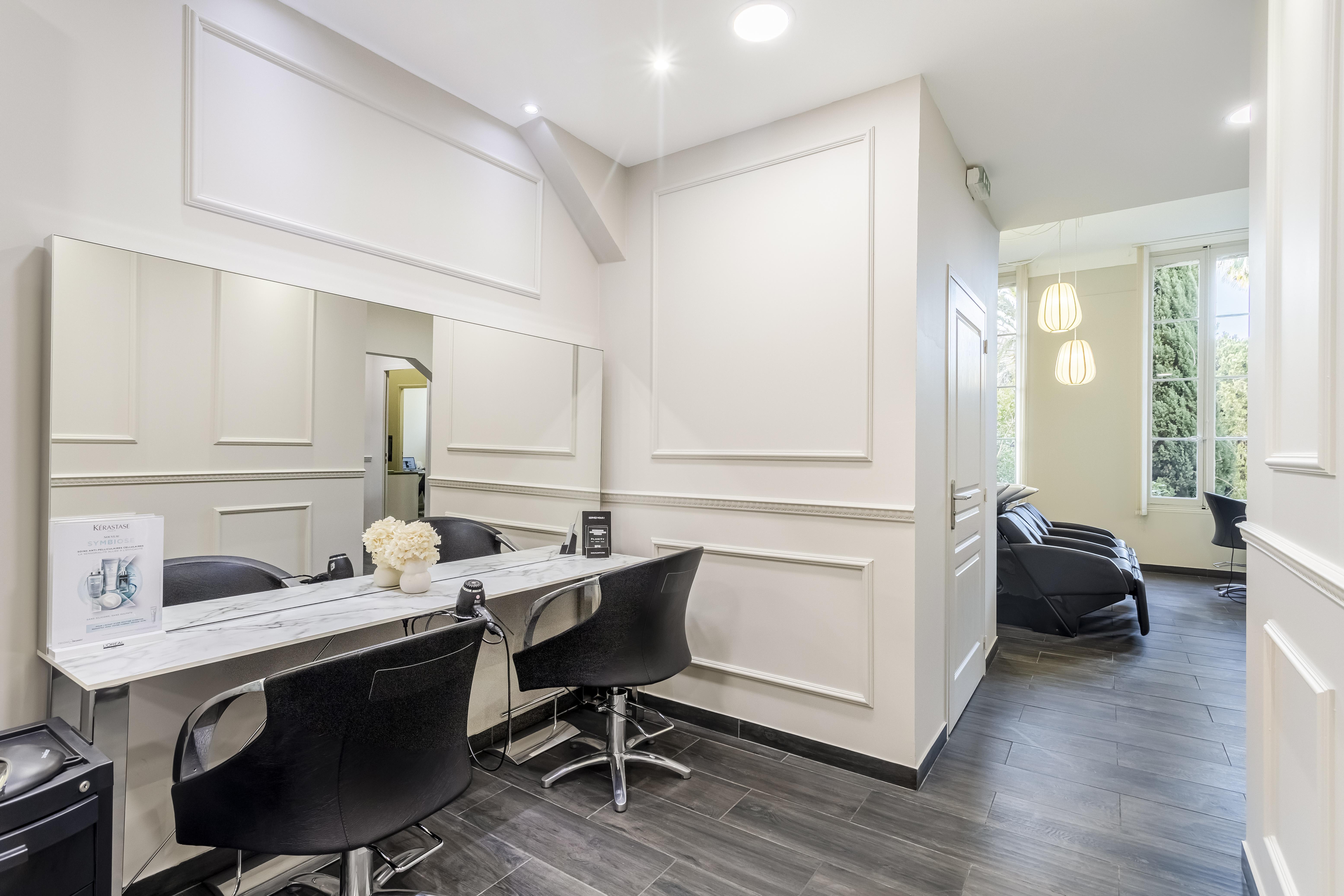 L'artisan Coiffeur - Coiffure Hyères - L'artisan Coiffeur - Photo Galerie - OneBooking