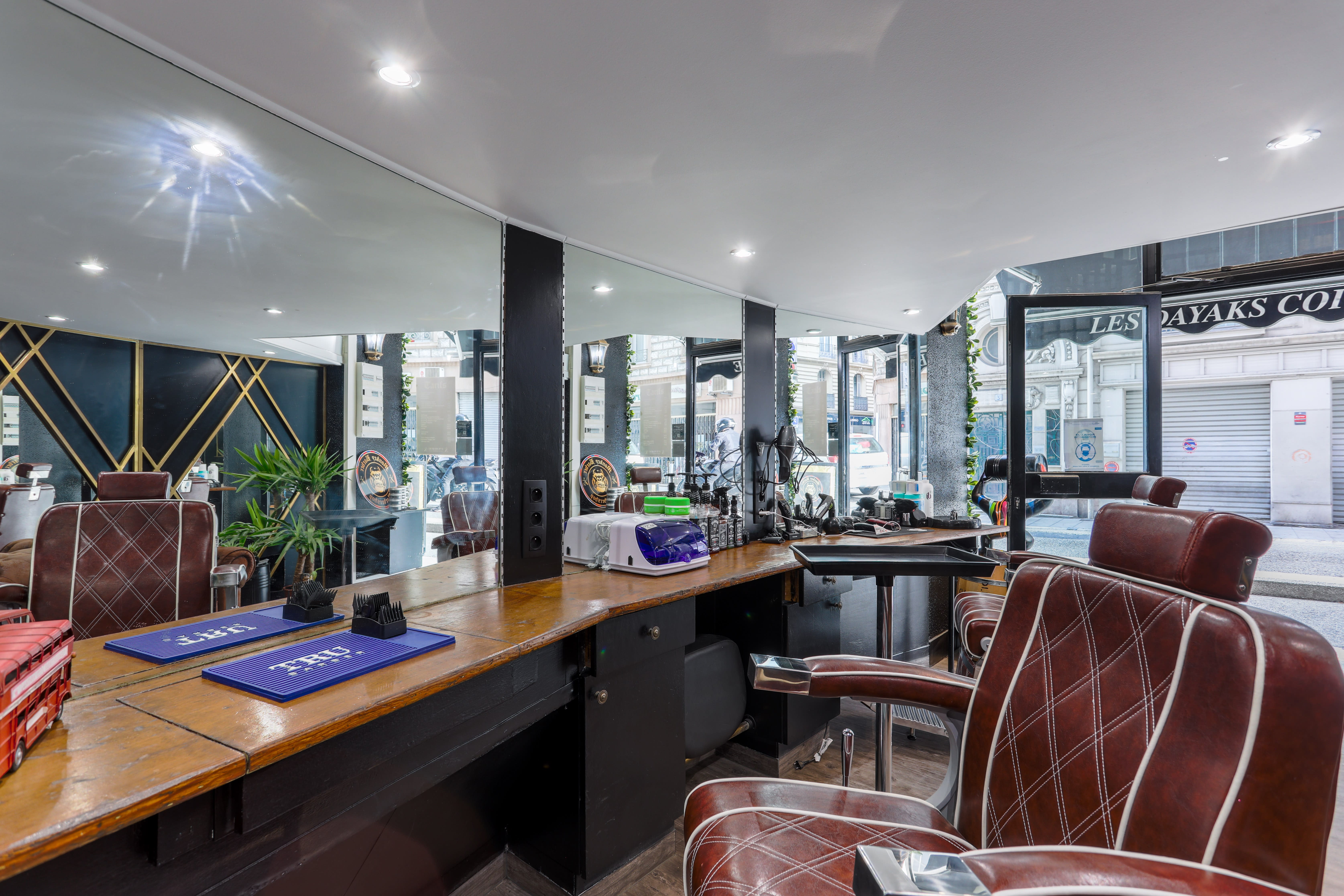 The Monkey Barber - Coiffure Nice - The Monkey Barber - Photo Galerie - OneBooking