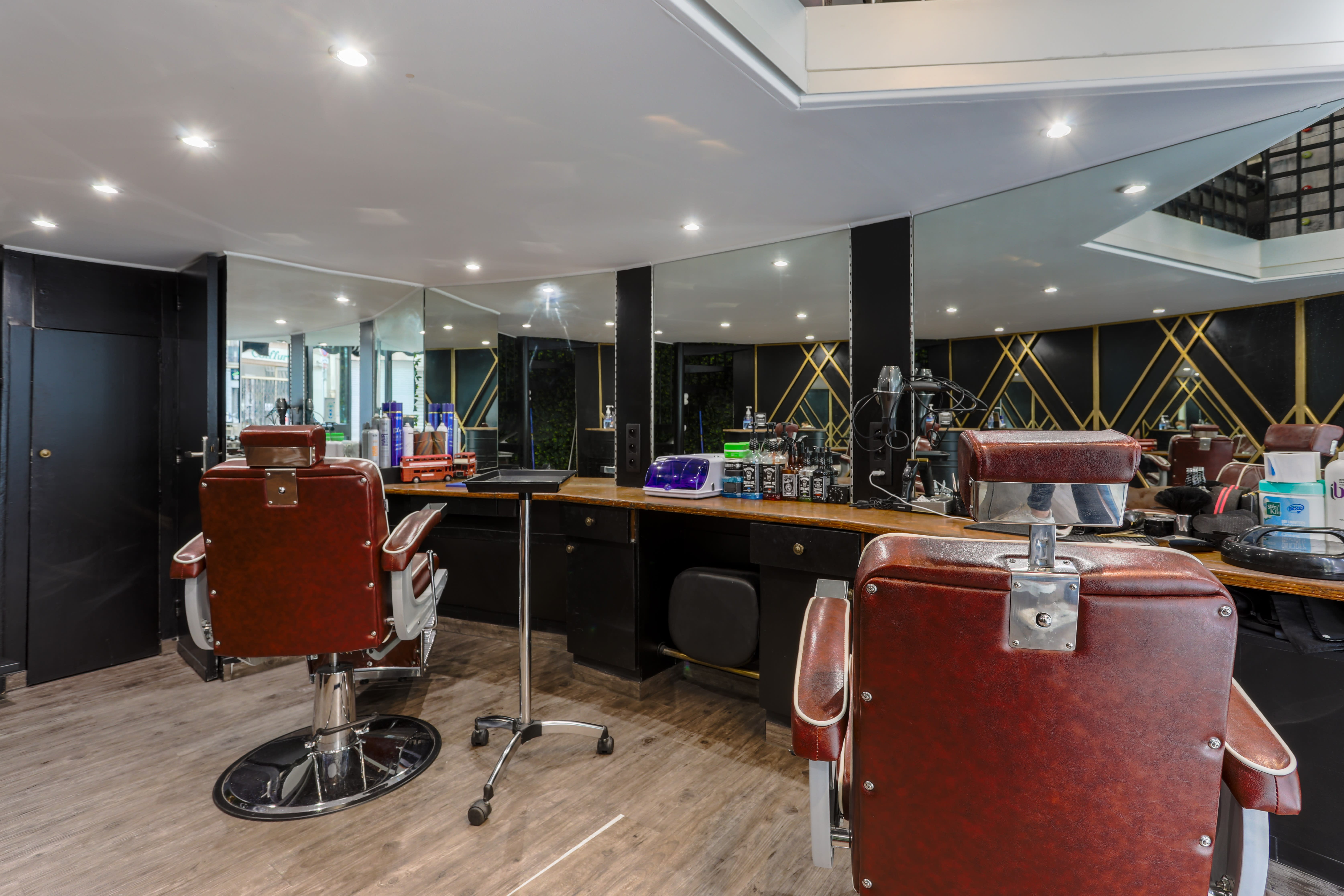 The Monkey Barber - Coiffure Nice - The Monkey Barber - Photo Galerie - OneBooking