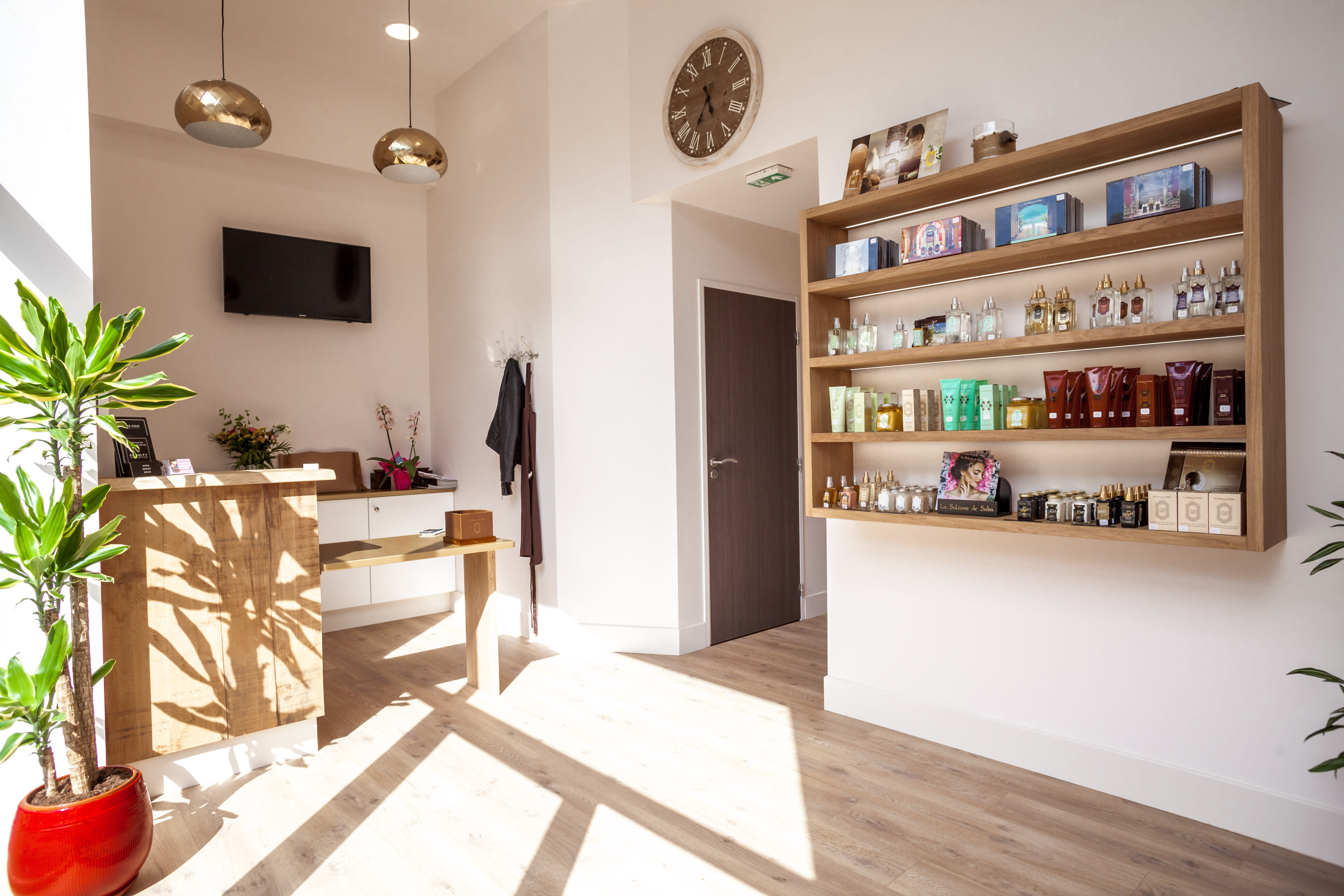 Uhaina Spa et Institut de Beauté