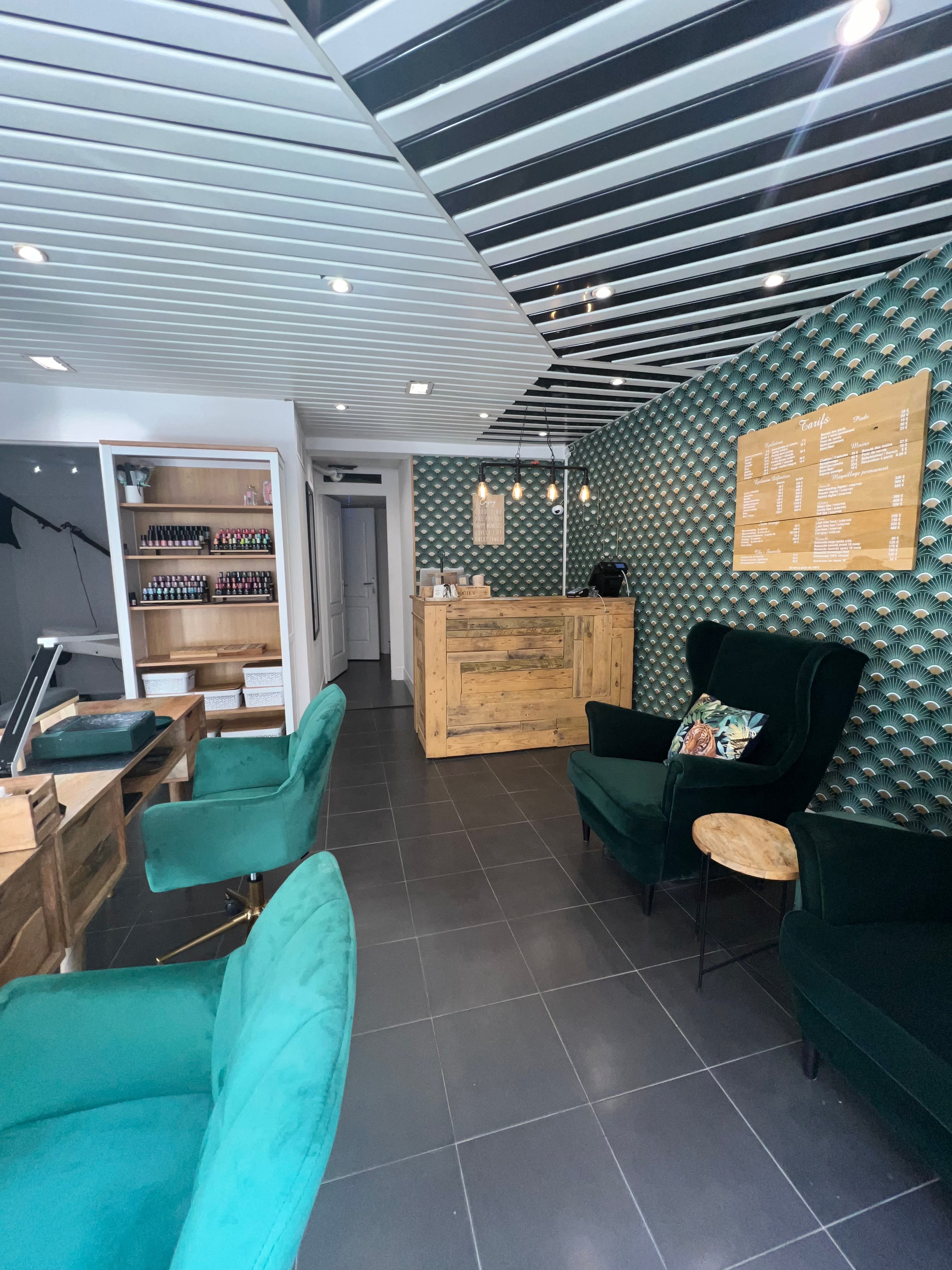 Dermo Esthétic By Aureli’S - Institut de beauté Juan les Pins - Dermo Esthétic By Aureli’S - Photo Galerie - OneBooking