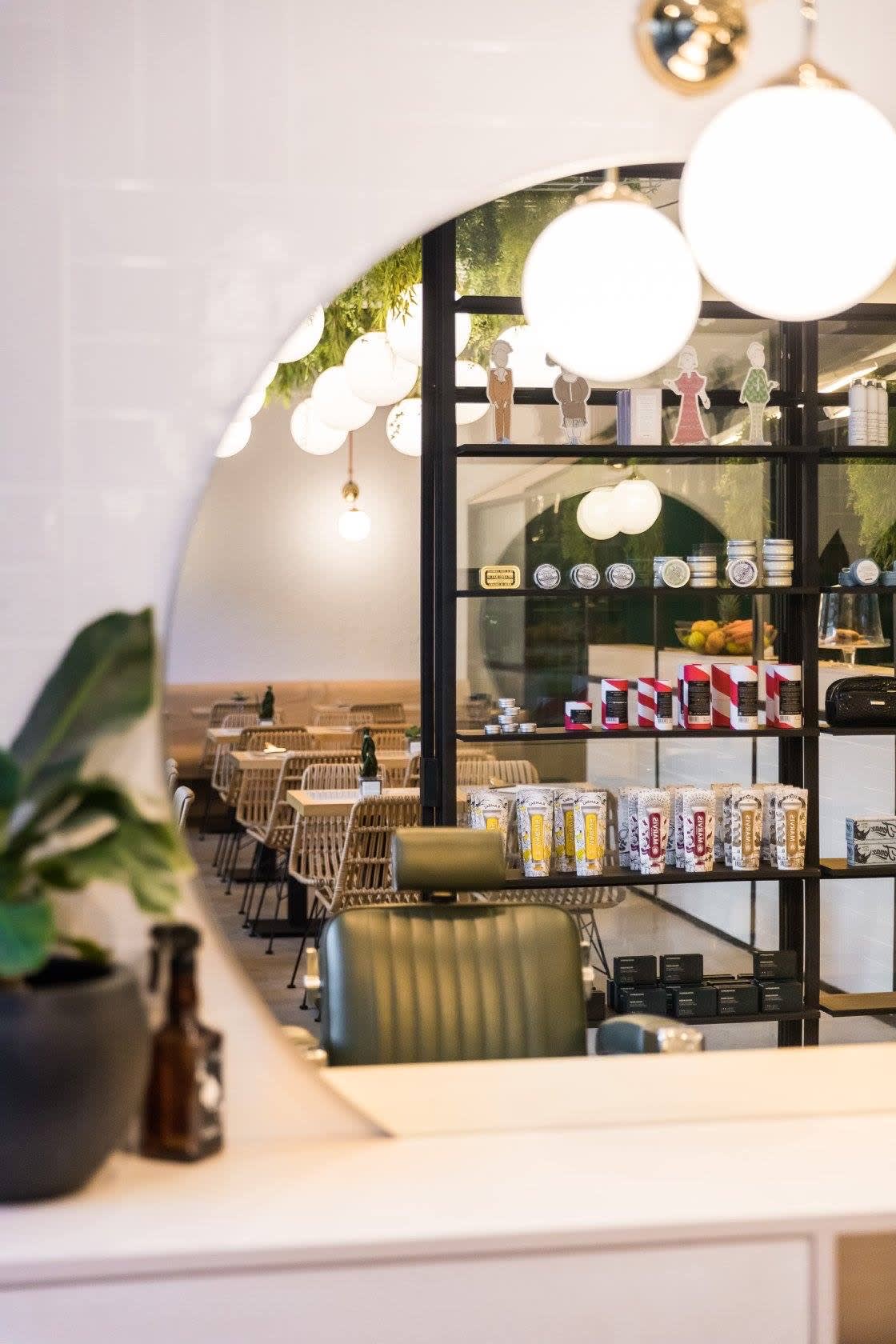 One Love Café - Coiffure Nice - One Love Café - Photo Galerie - OneBooking