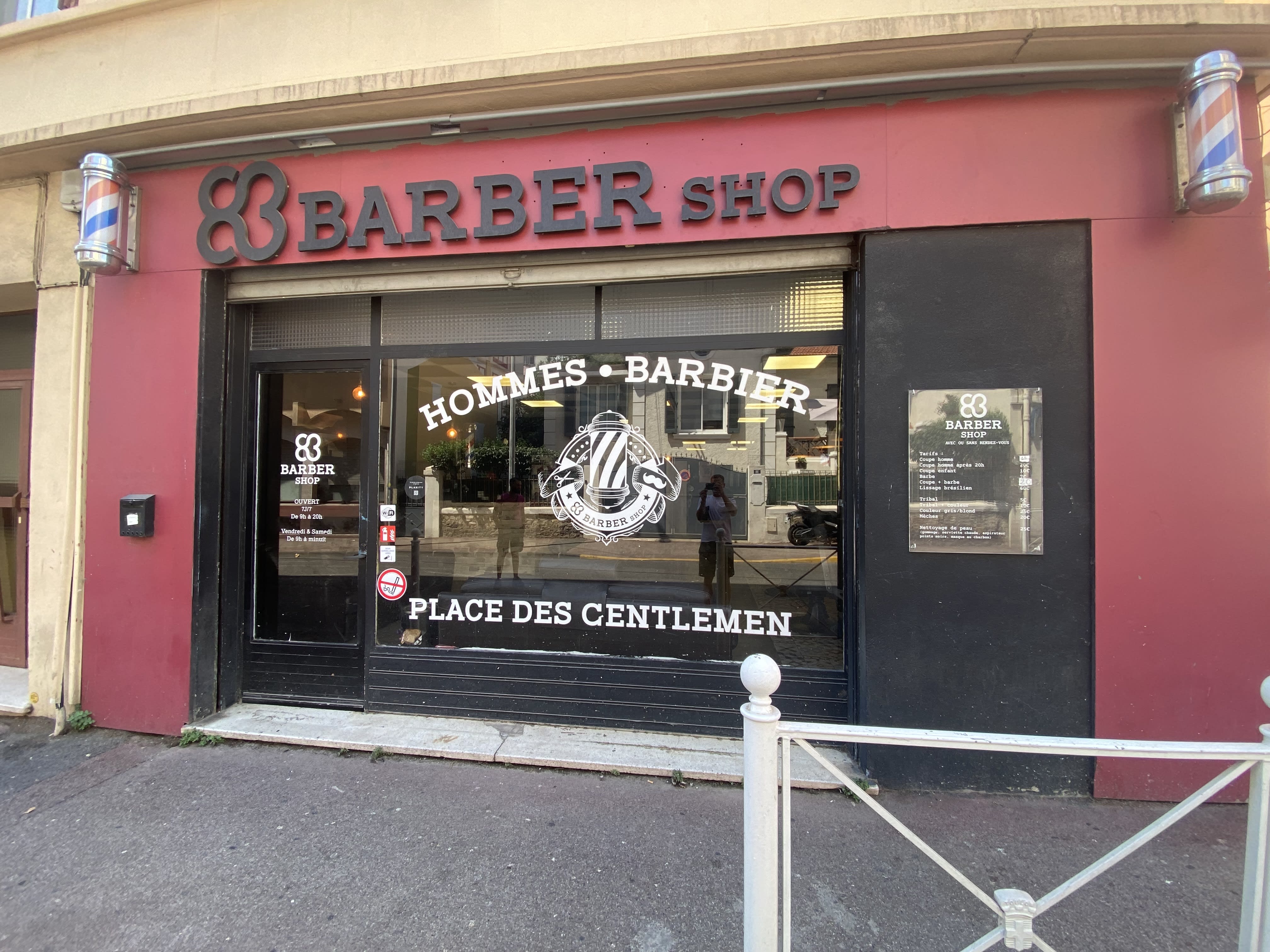 83 barber shop - Barbier Toulon - OneBooking