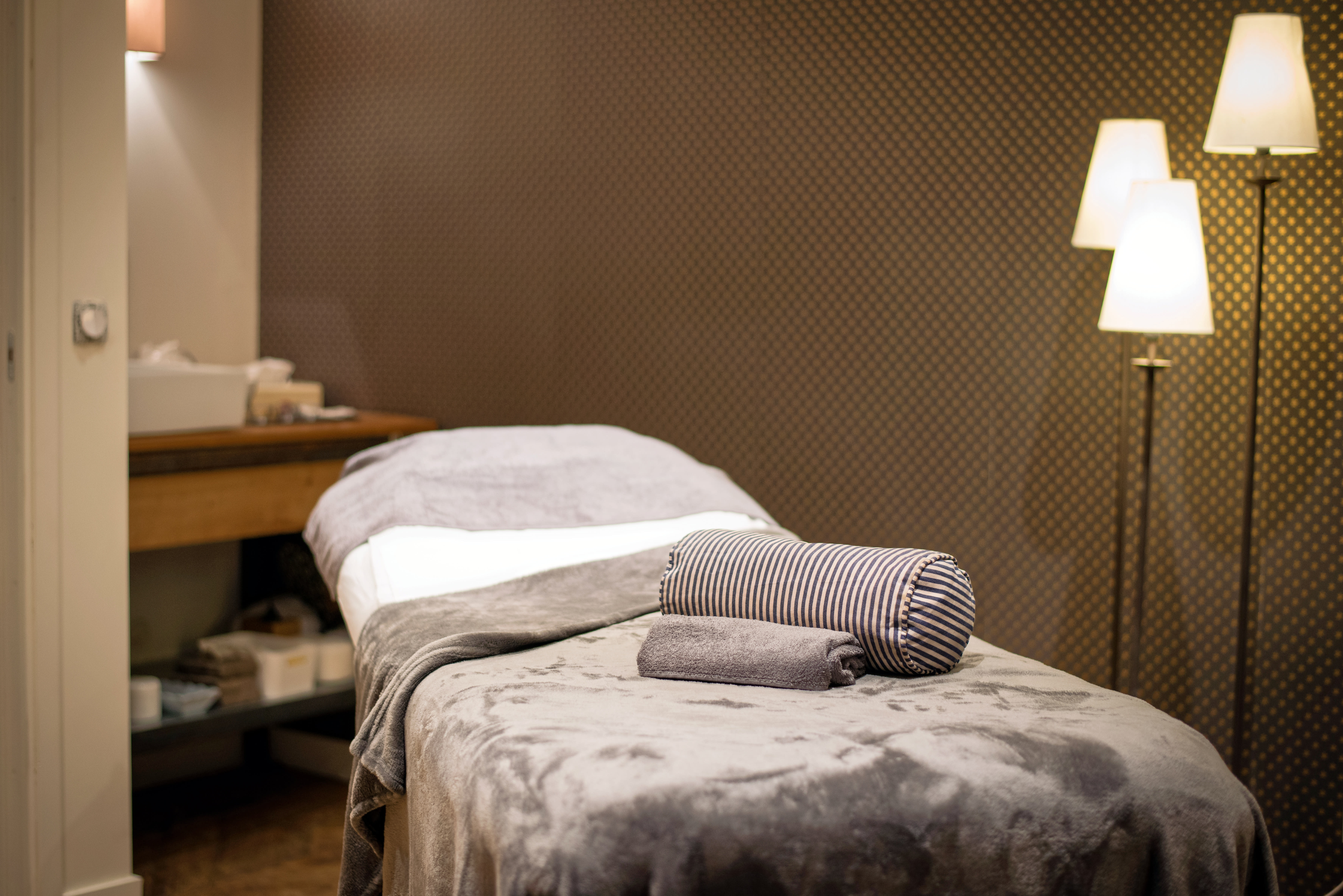 Easy beauté - Onglerie Poitiers - OneBooking