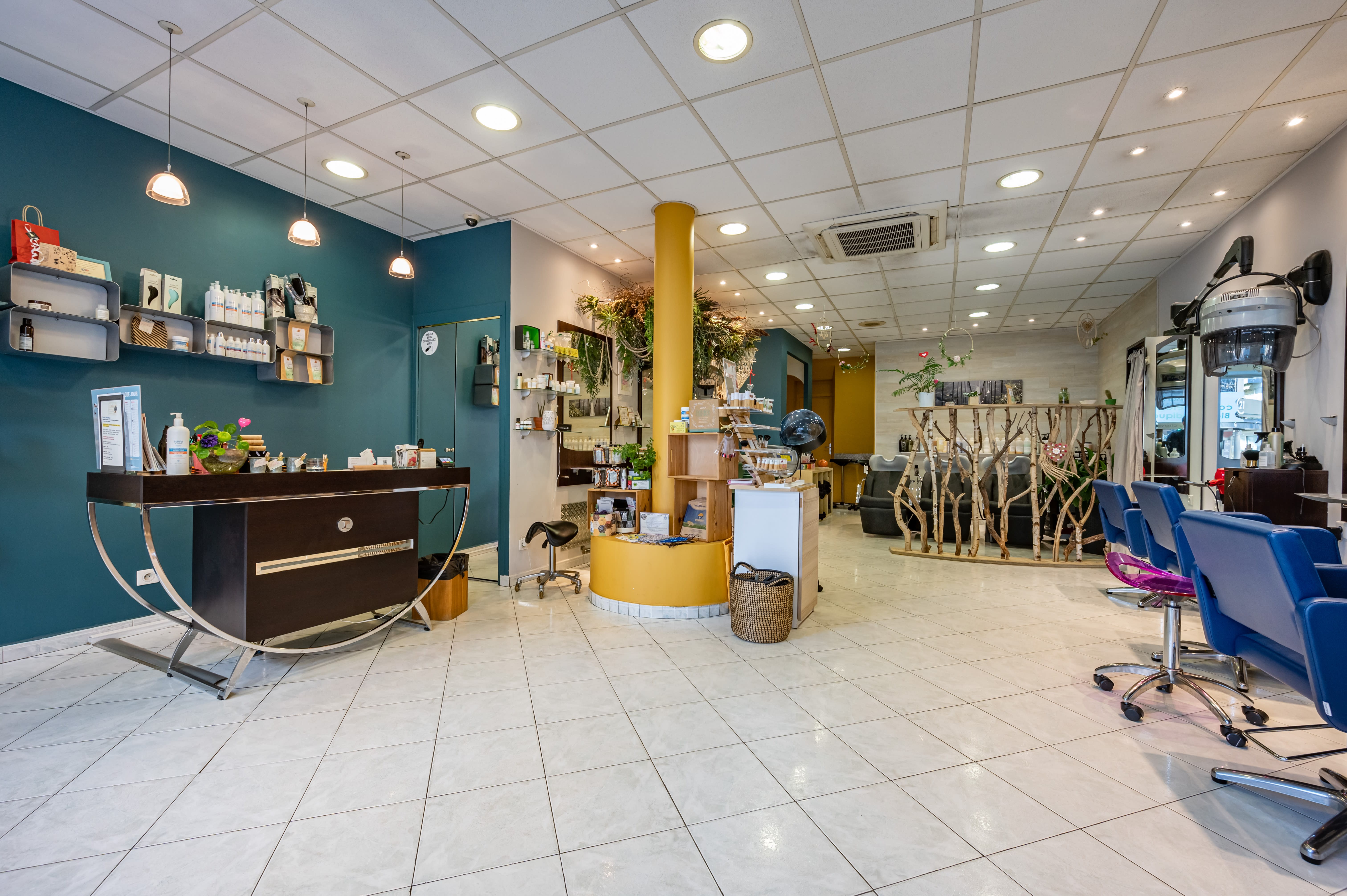 Esteban Coiffure - Coiffure Le Golfe Juan - Esteban Coiffure - Photo Galerie - OneBooking