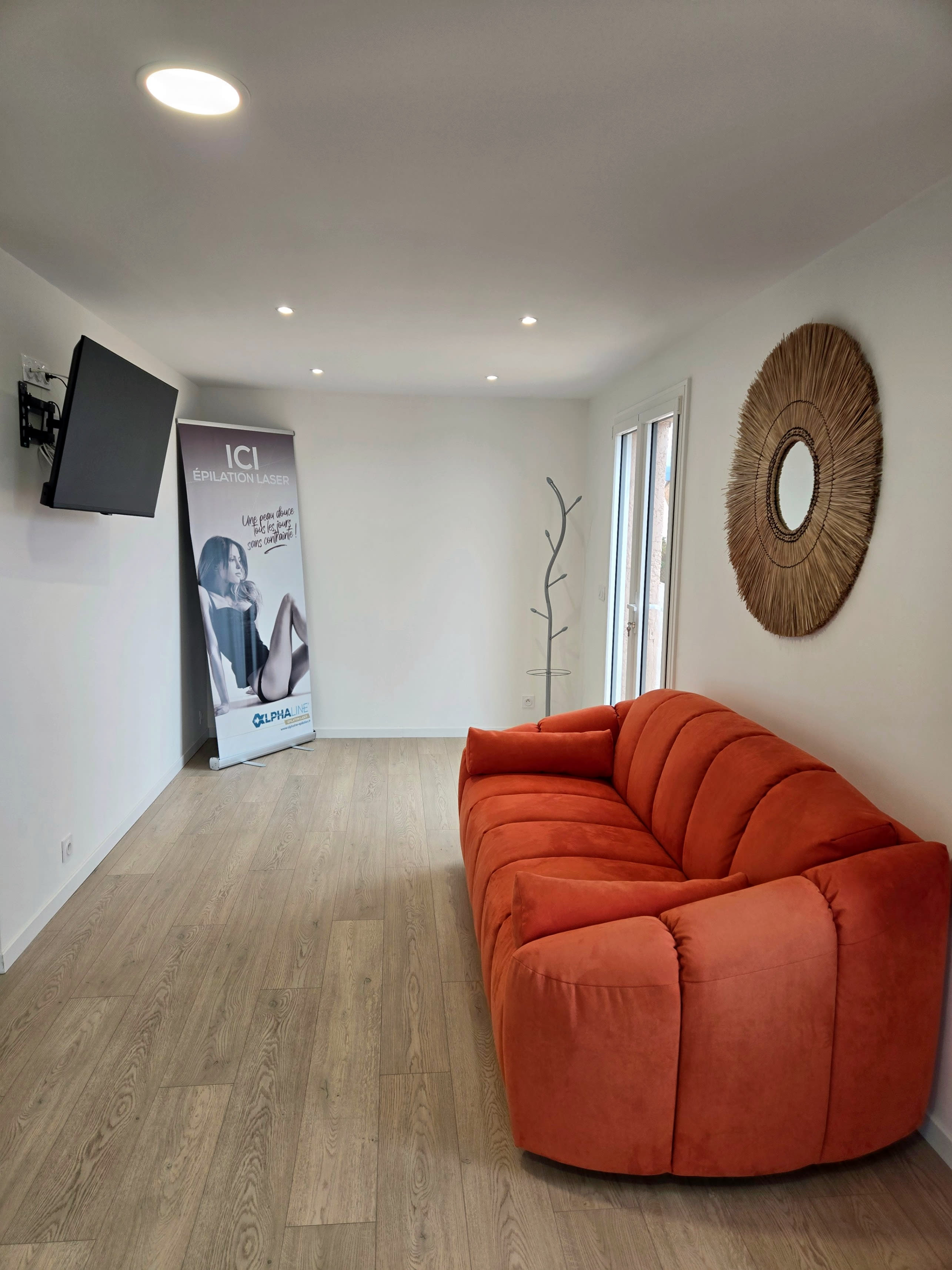 Bel Institut - Beauté Épilation Laser - Coiffure Hyères - Bel Institut - Beauté Épilation Laser - Photo Galerie - OneBooking