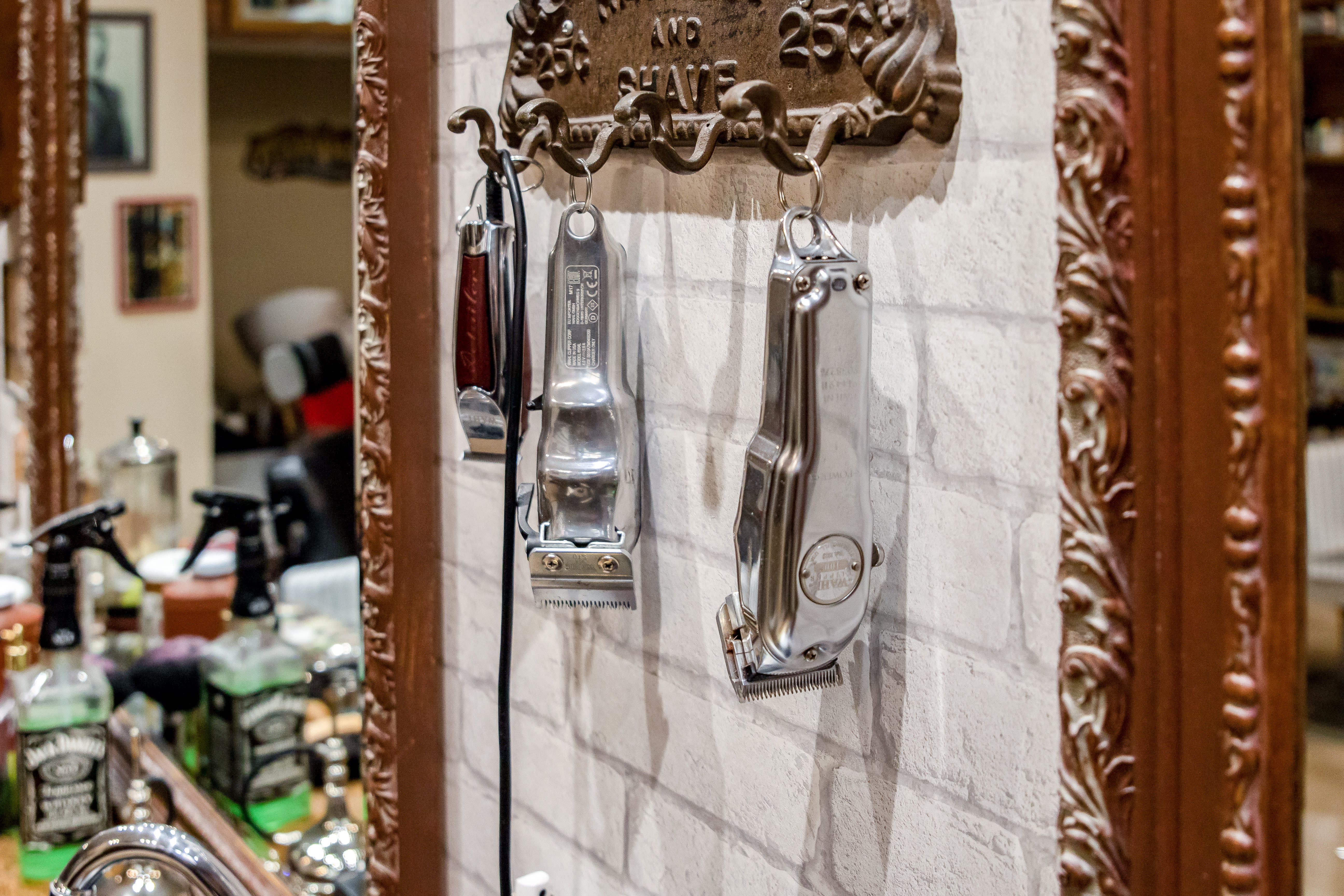 L'atelier Barbershop - Coiffure Hyères - Photo de couverture - OneBooking