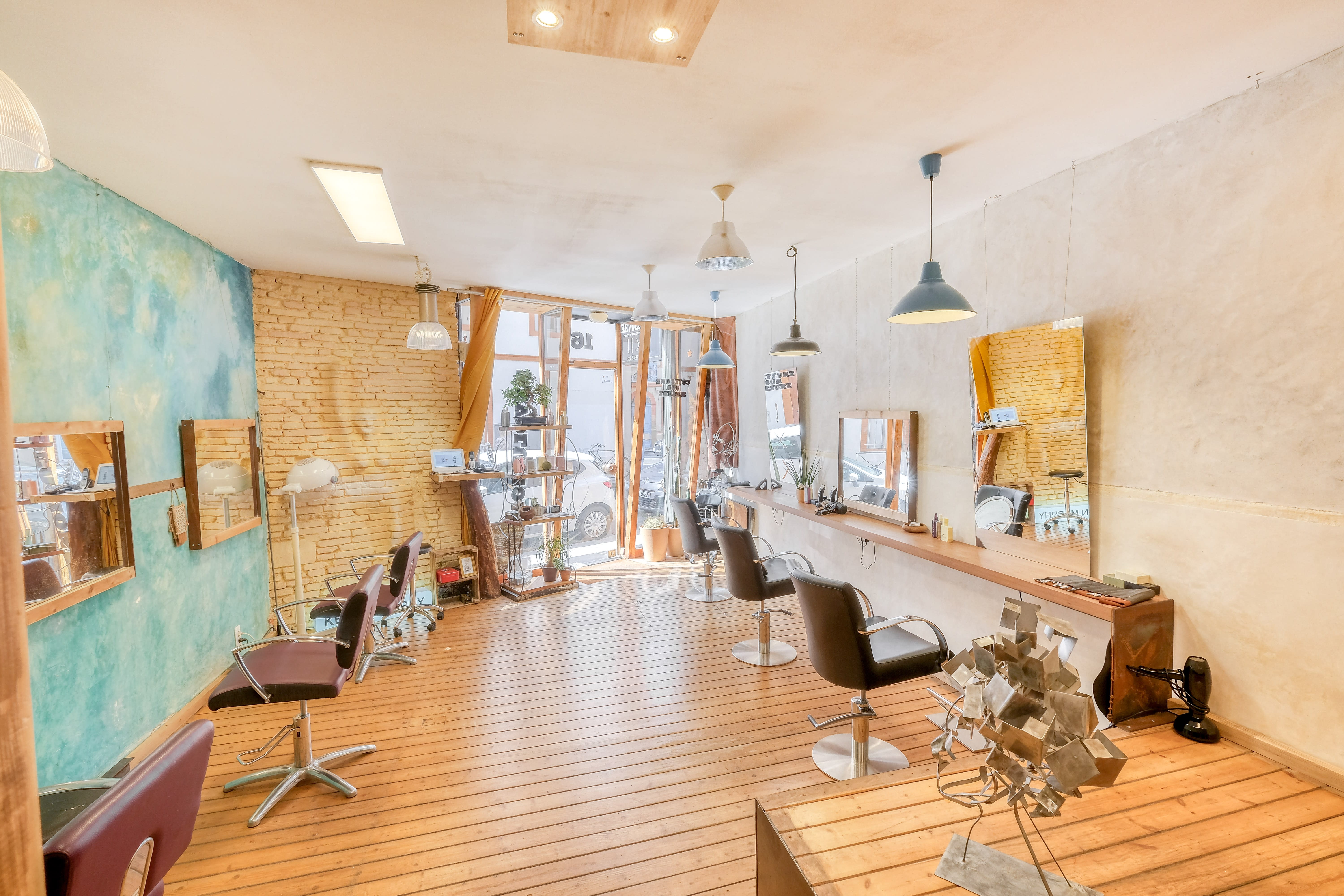 Revolucion - Coiffeur sur mesure - Coiffure Toulouse - Revolucion - Coiffeur sur mesure - Photo Galerie - OneBooking