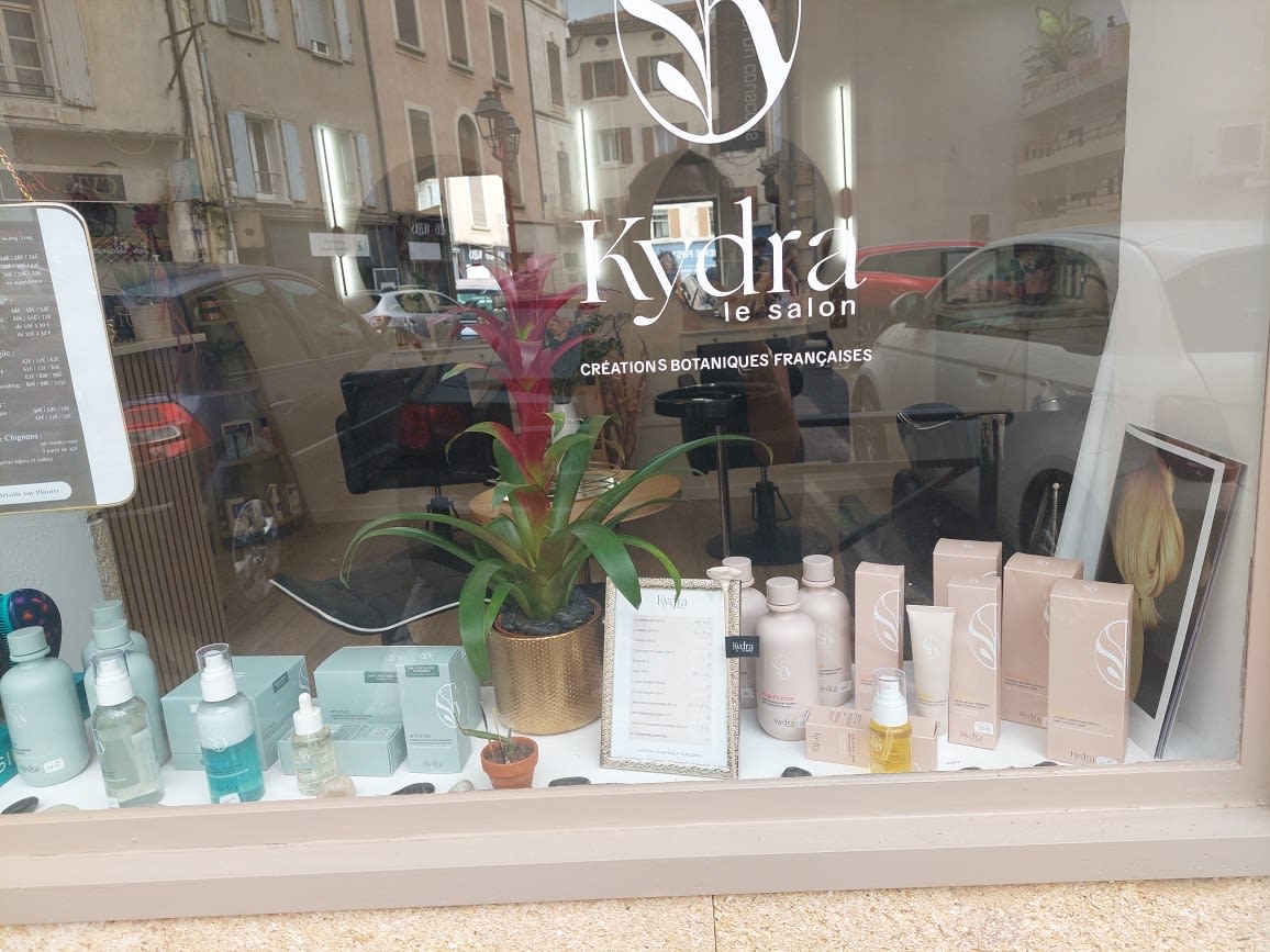 Assia Coiffure - Coiffure Alès - Assia Coiffure - Photo Galerie - OneBooking