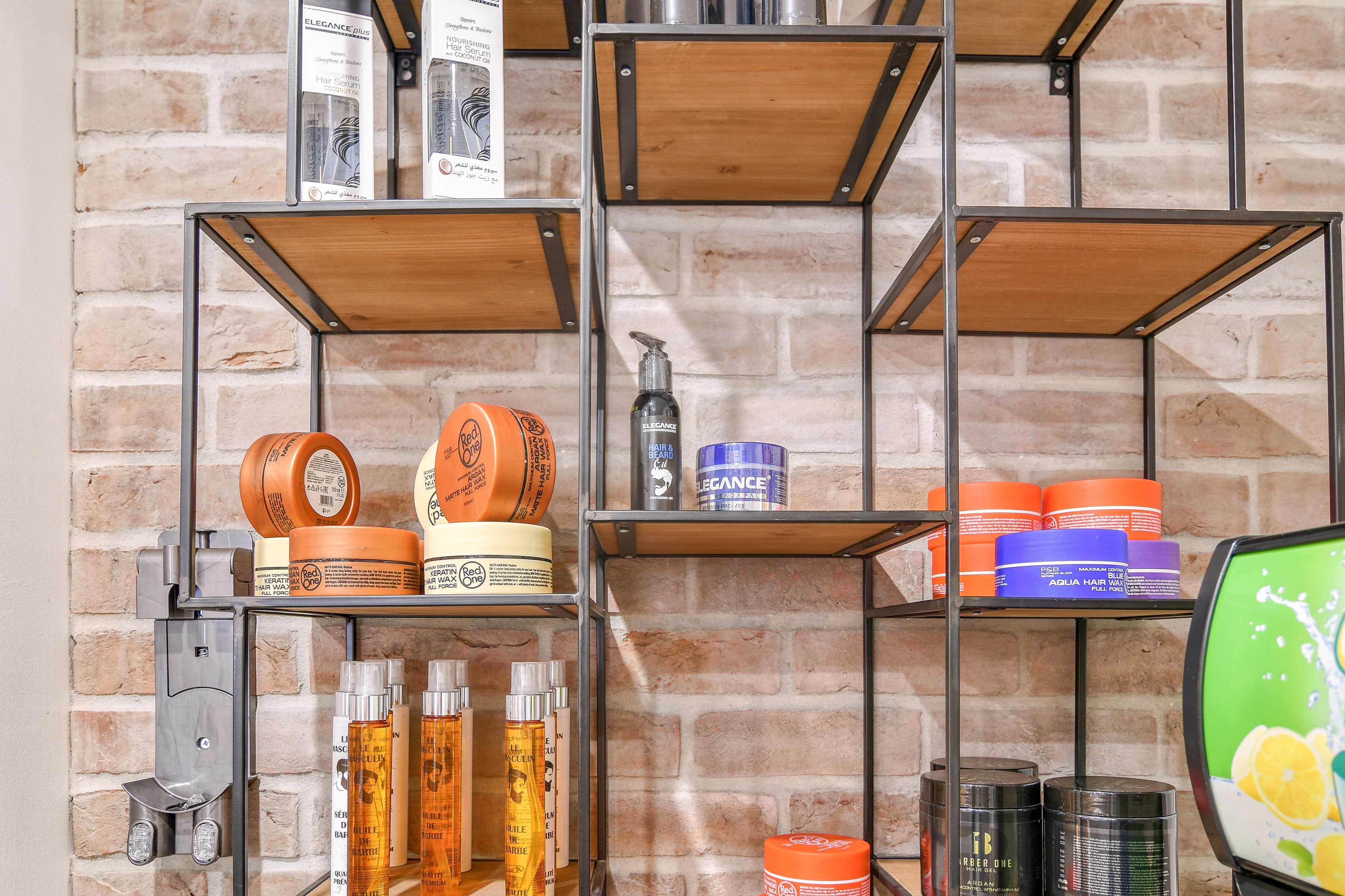 O’42 barber - Coiffure Hyères - O’42 barber - Photo Galerie - OneBooking