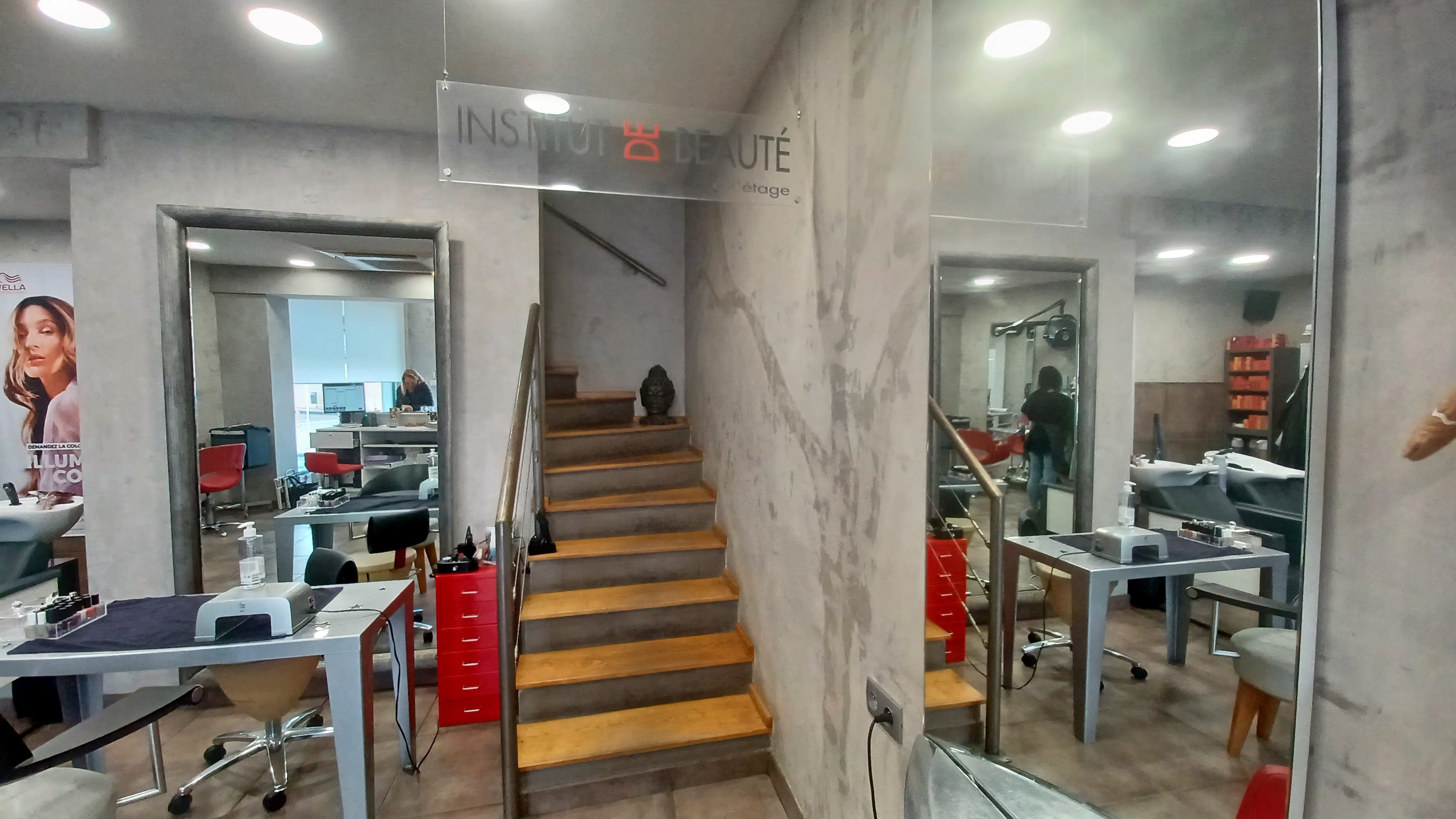 Créa'Tif Esthétique - Massage Toulon - OneBooking