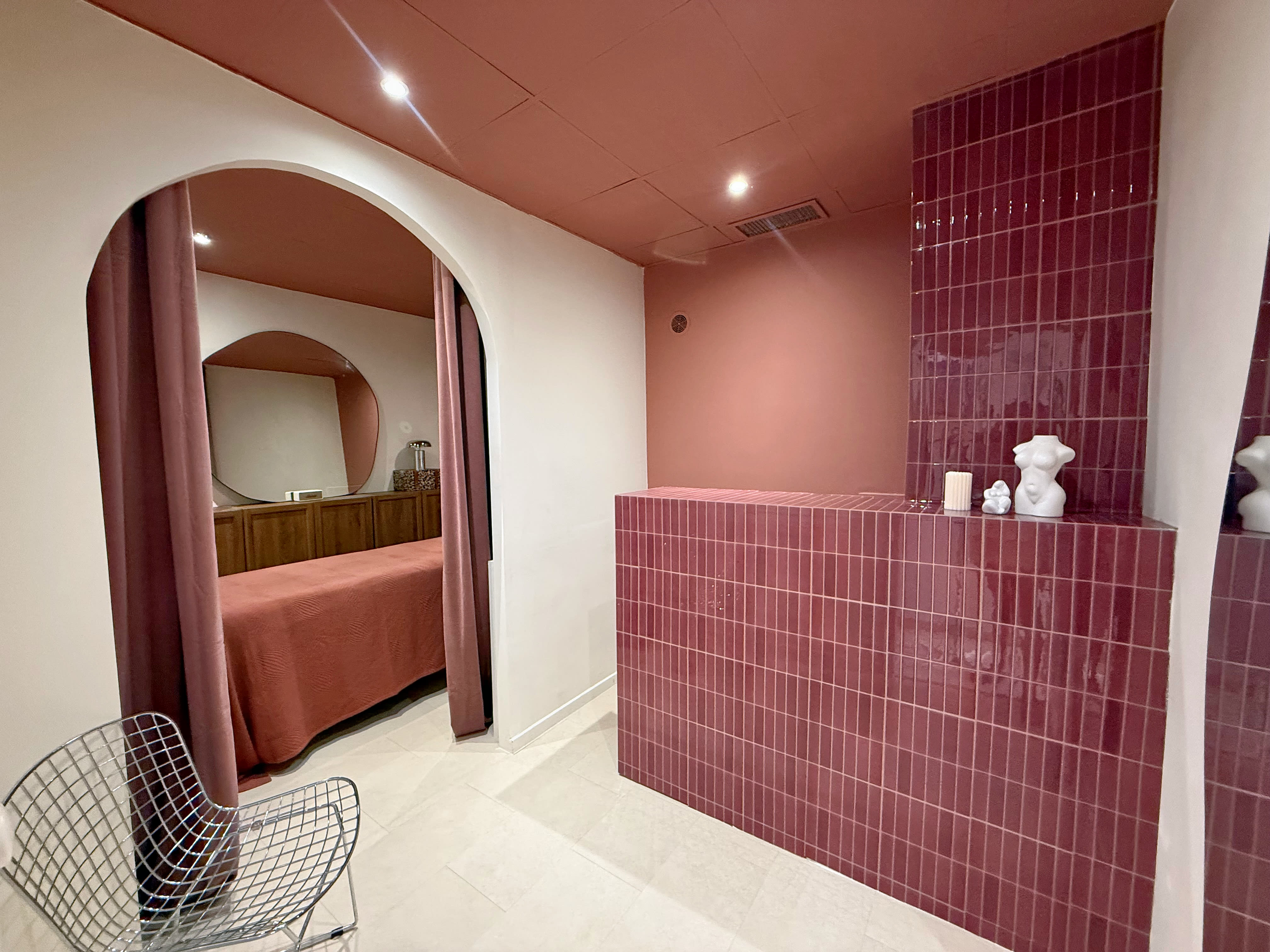 HOLY GLOW – Drainage Renata França, Kobido & Skincare Coréenne | Levallois
