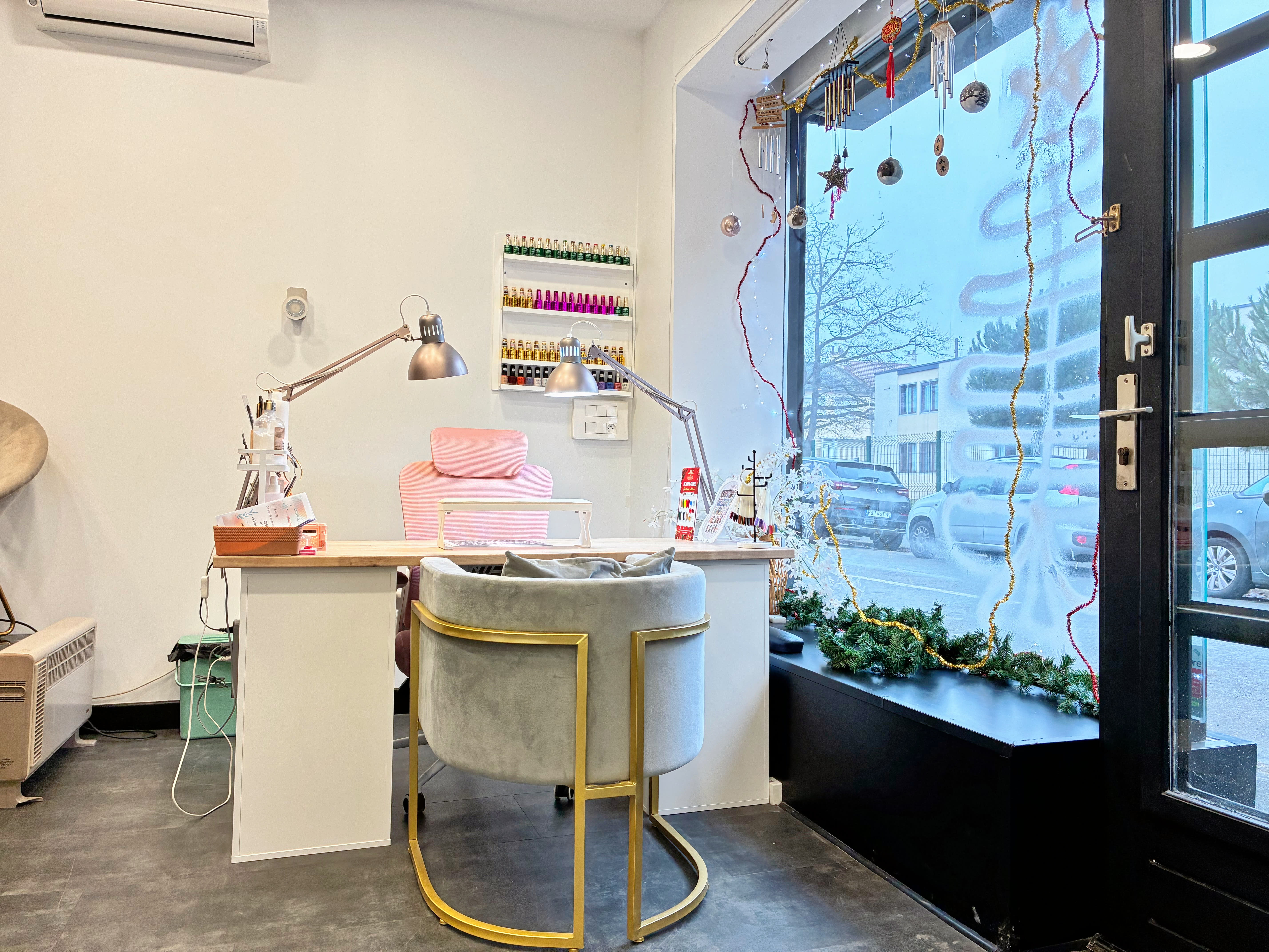 Anne nails - Onglerie Le Mans - OneBooking
