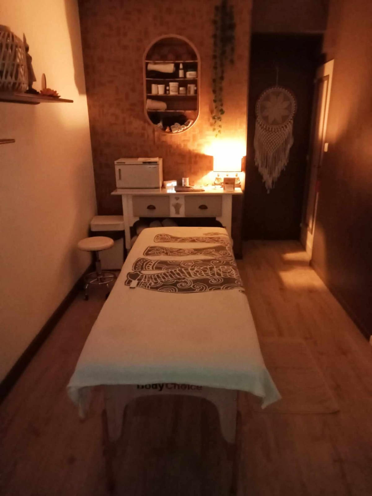 Lauradoucit vos maux - Massage Toulon - OneBooking